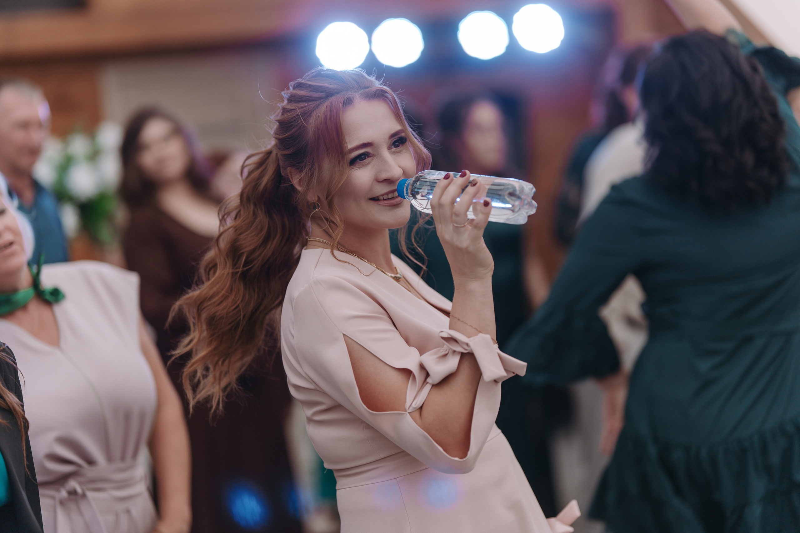 КАФЕ М5 / ХОТИМ ЕДИМ / БОГДАН НАСЫРОВ / ИЛЬНАР АХМАДУЛЛИН