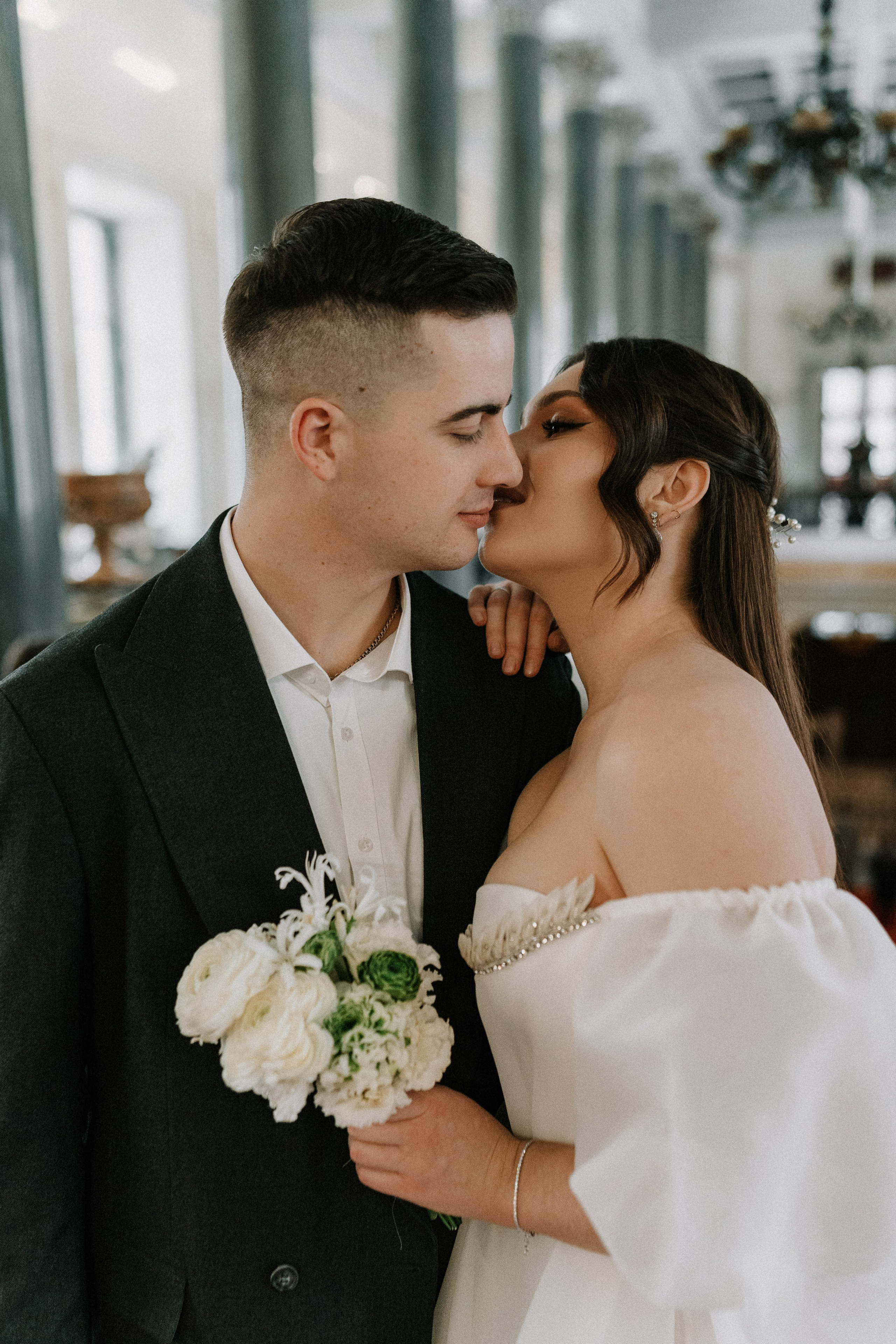 Ксения и Эдуард с пленкой 35 mm. Фотограф в Санкт-Петербурге Юлия Гербель