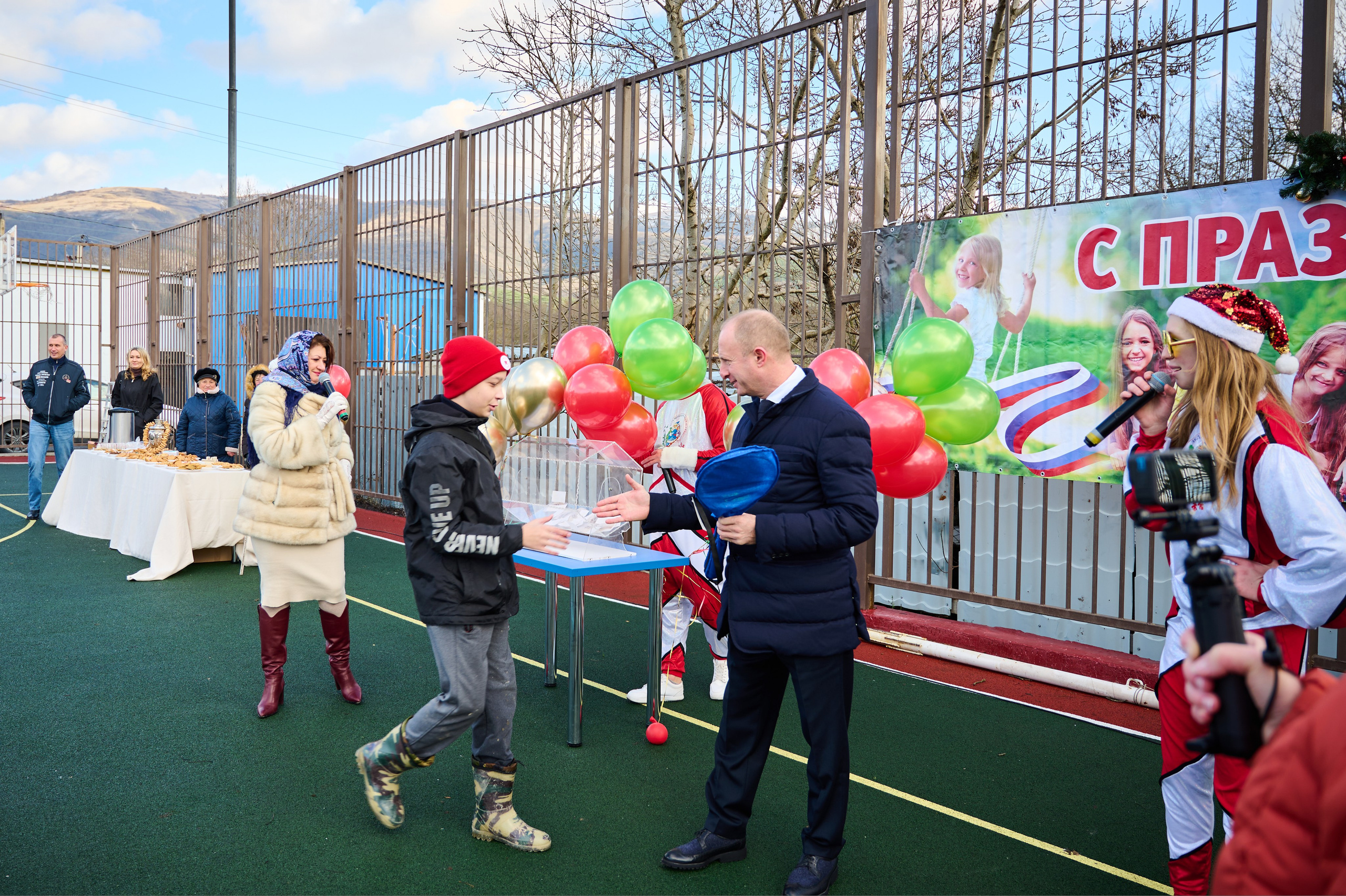 День двора в с. Виноградное. Жизнь курорта Кабардинка в фотографиях
