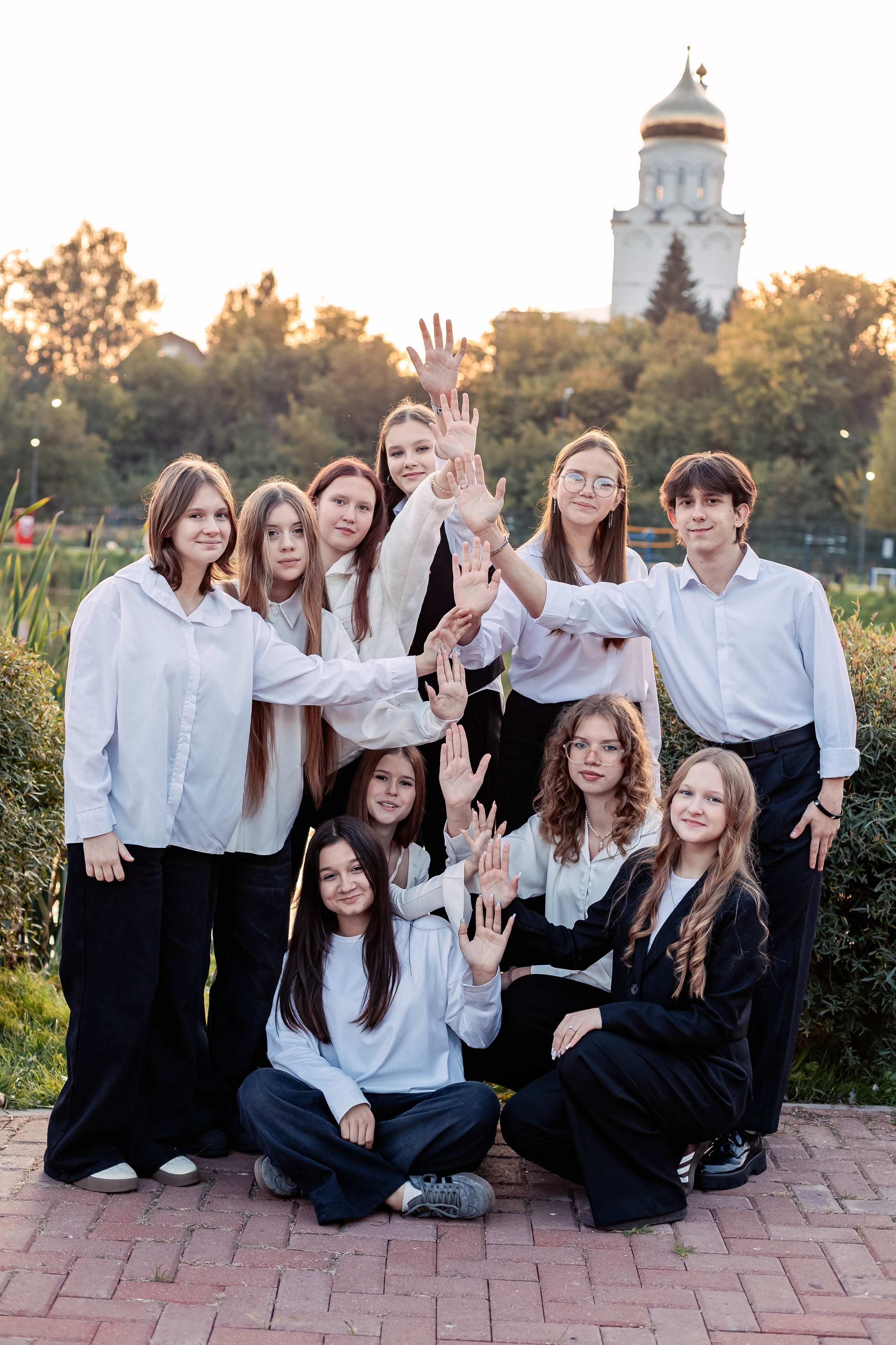 Позирование группы. Выпускные альбомы для детского сада и школы