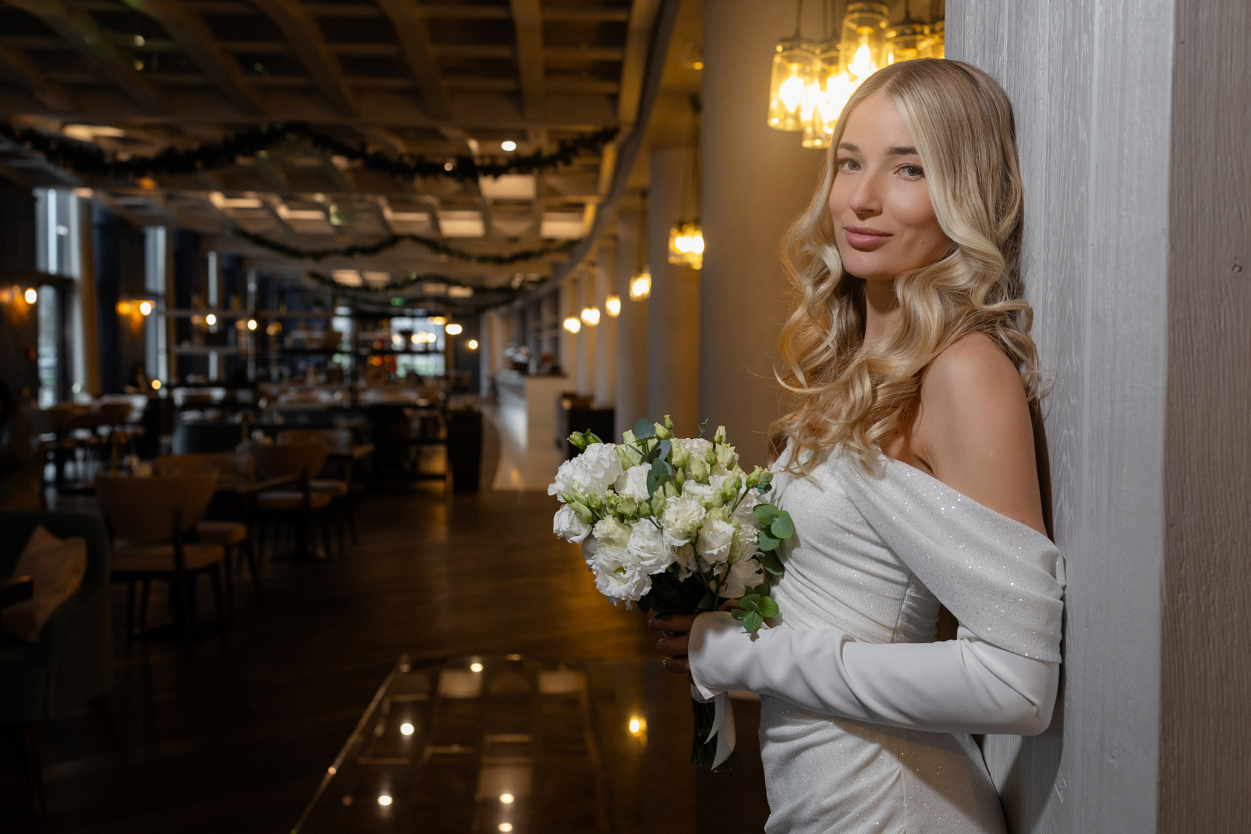 Свадебная фотосессия в отеле Марриот в Минске (Minsk Marriott Hotel). Свадебный фотограф в Минске/Беларуси Сергей Спиридонов