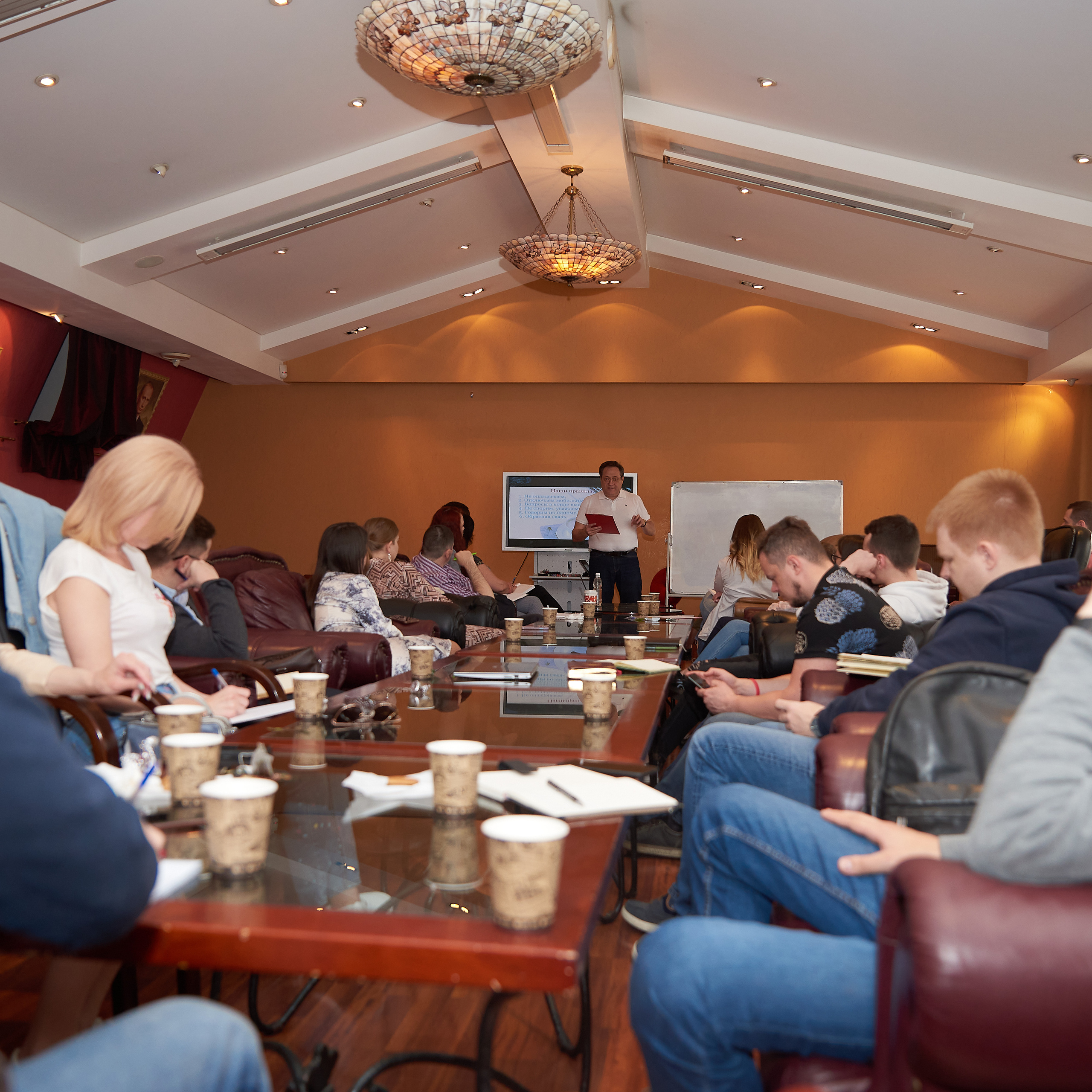 Репортаж Бизнес клуба "Бизнес завтрак". Фотограф для жизни, бизнеса и соц сетей Ирина Нечет, Владивосток