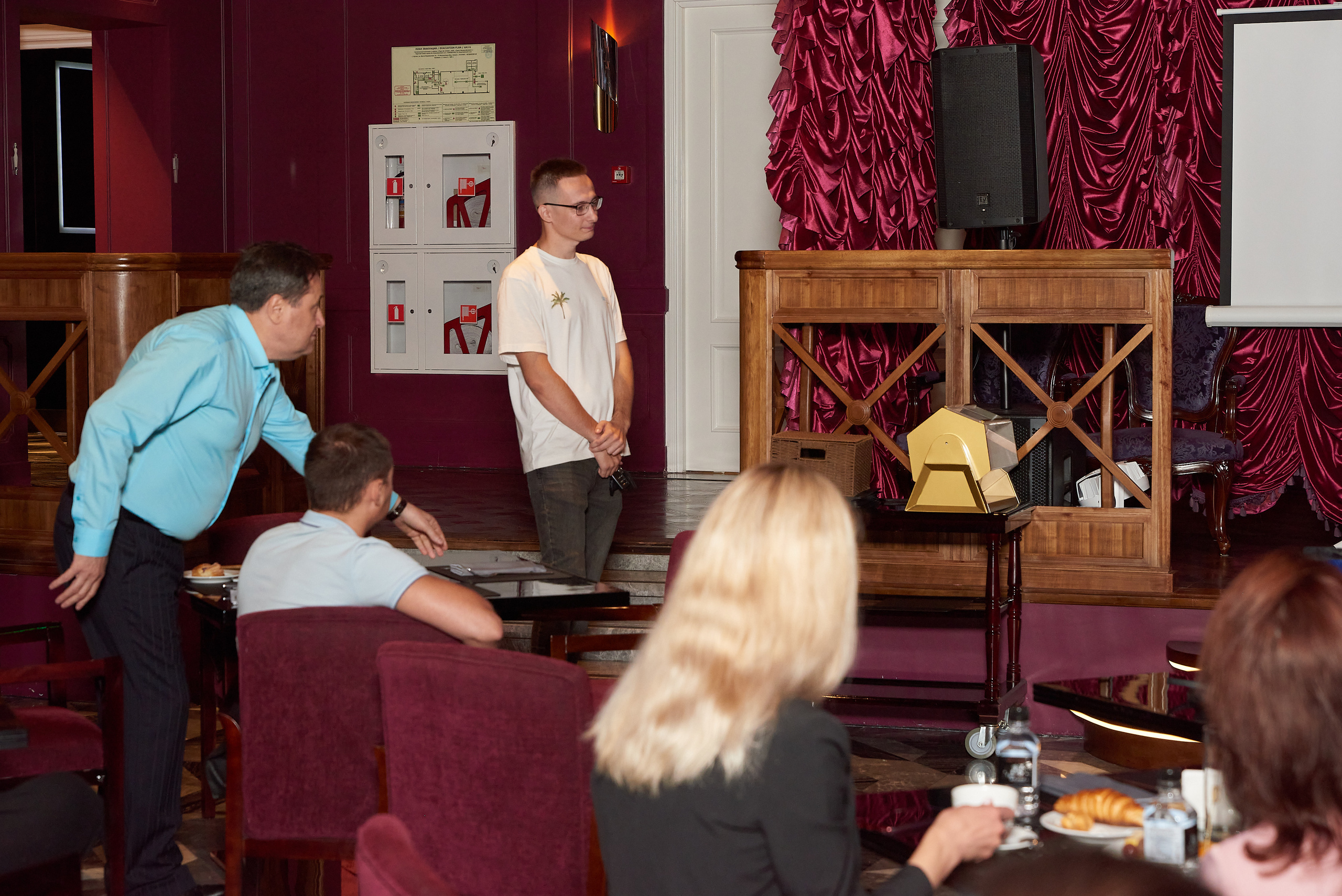 Репортаж Бизнес клуба "Бизнес завтрат в казино Tiger de cristal. Фотограф для жизни, бизнеса и соц сетей Ирина Нечет, Владивосток