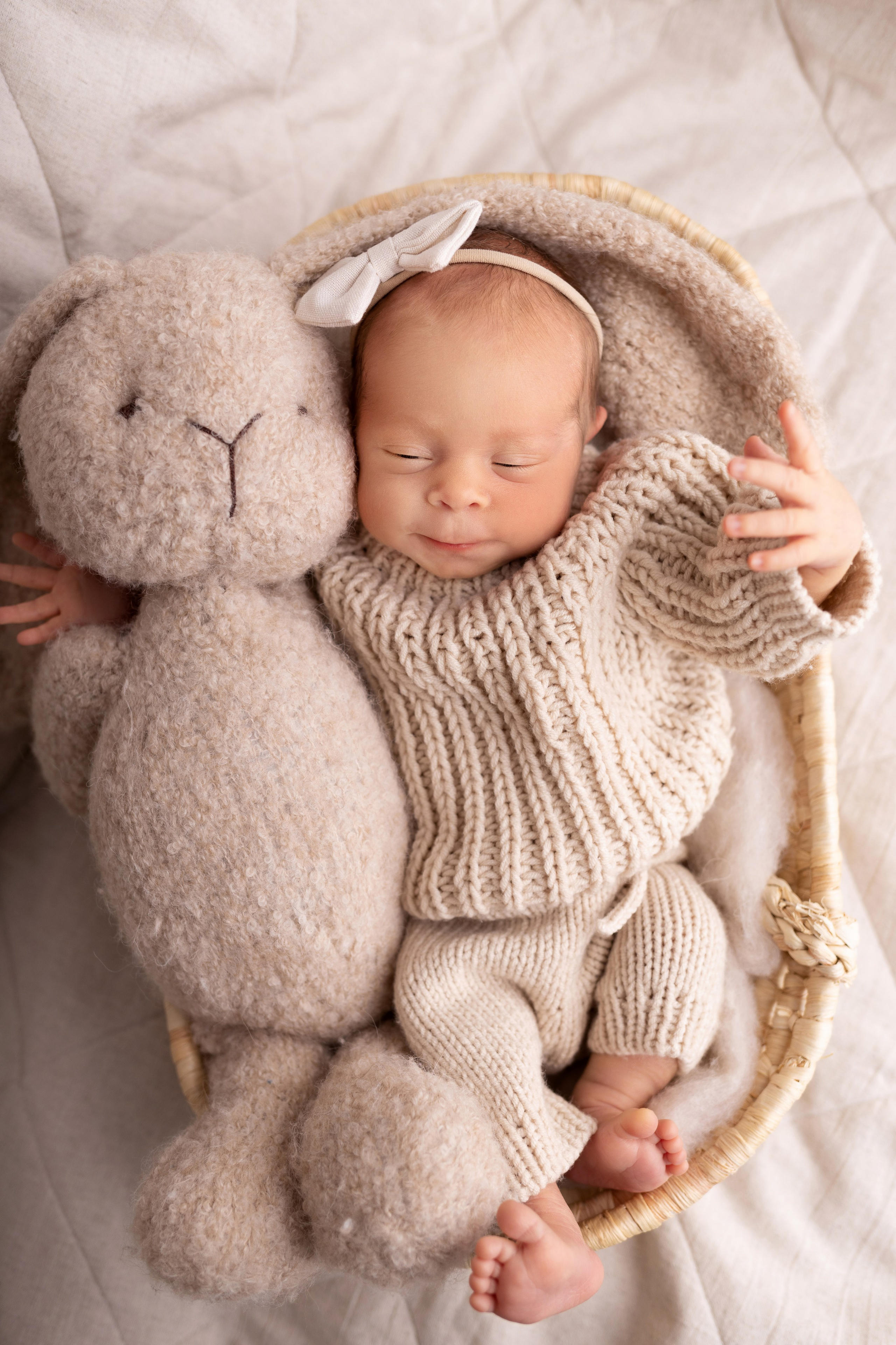 Newborn съемка в стиле Лайф. Фотограф новорожденных малышей в Омске и Омской области Эльвира Камаева