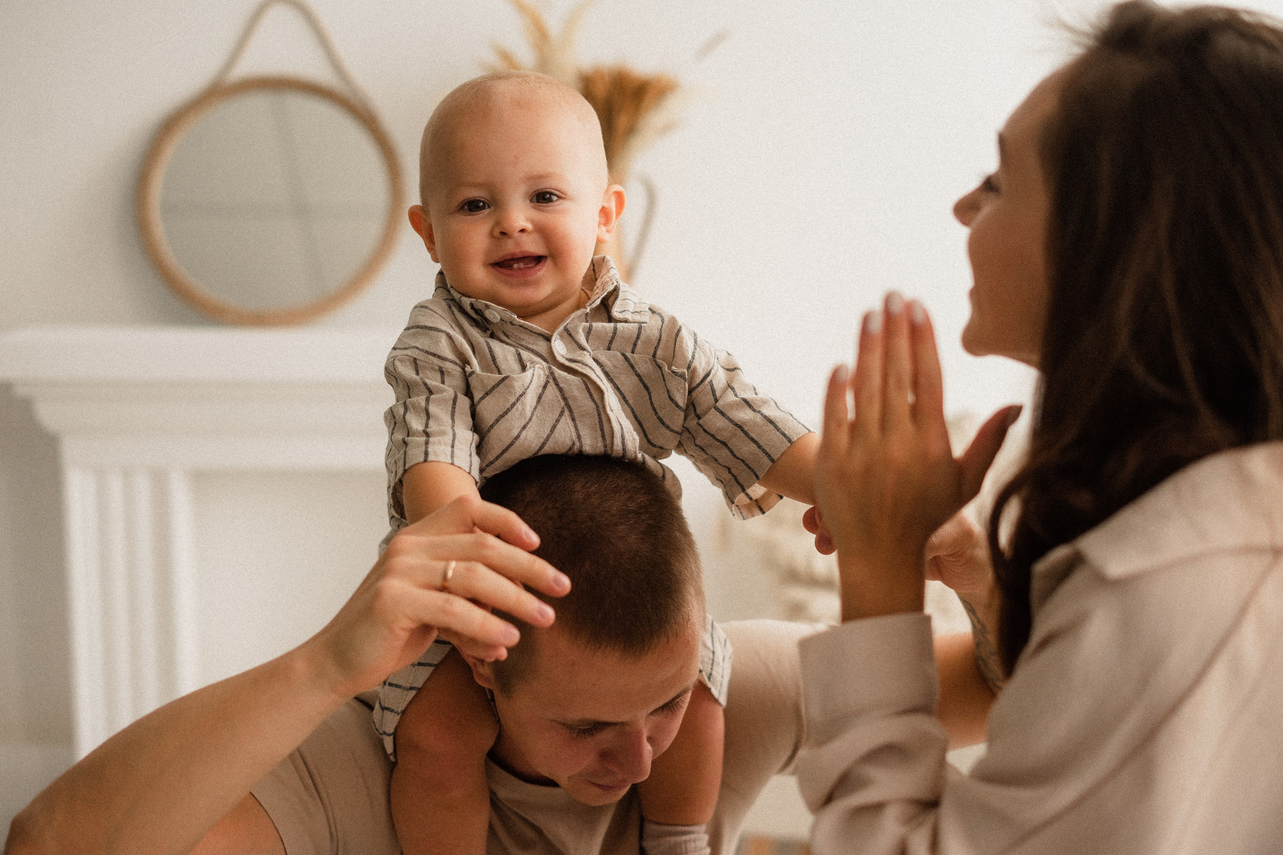 София, Иван и Миша. Главная