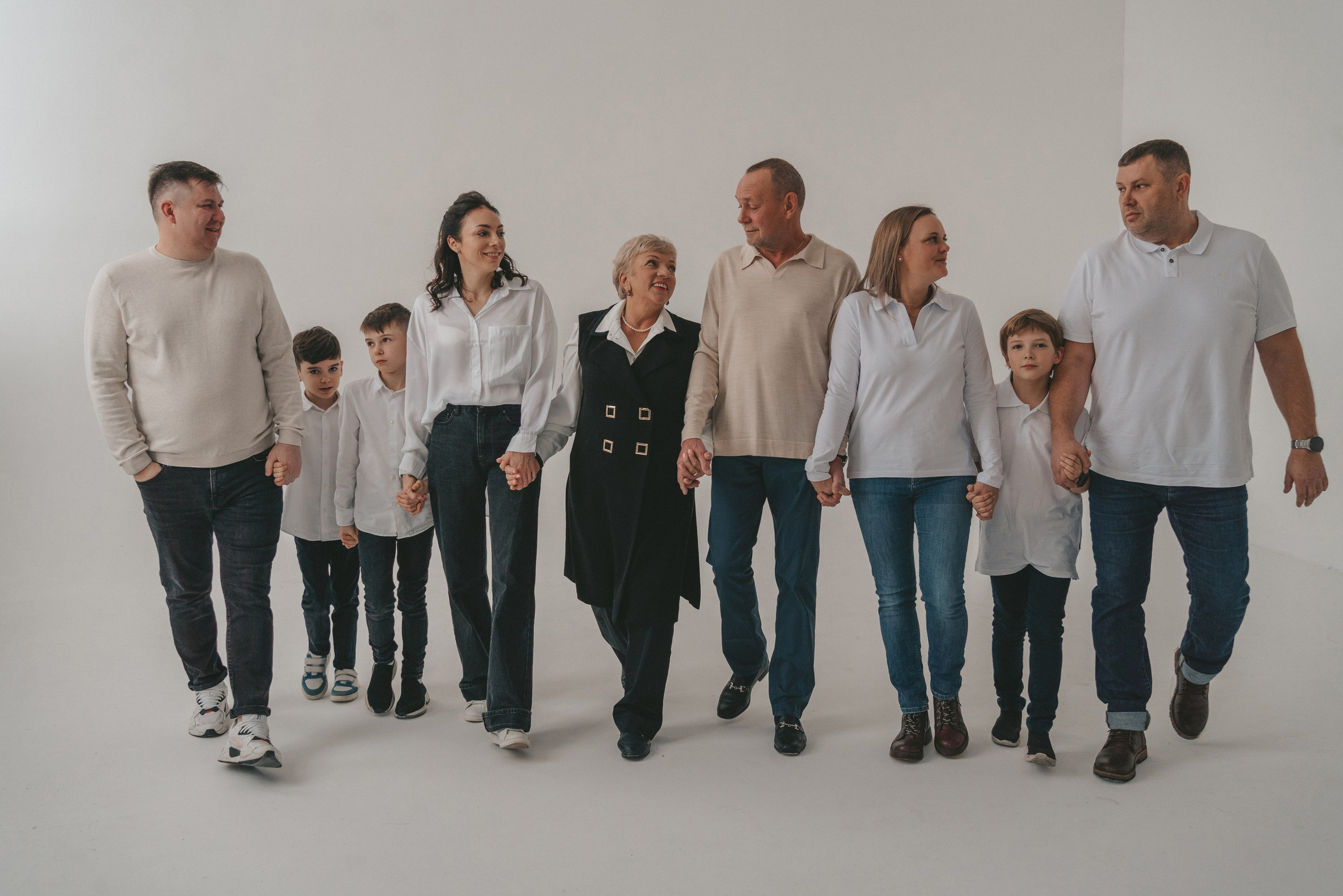 Семейные фотосессии в студии. Семейный фотограф в Тольятти Екатерина Невзорова