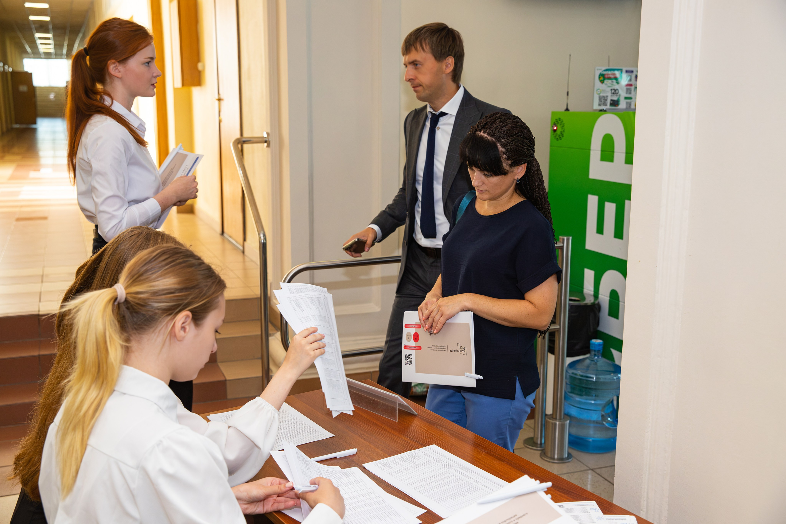 Бизнес конференция между крупным бизнесом и малым. Фотограф Александр Поздняков  Новосибирск