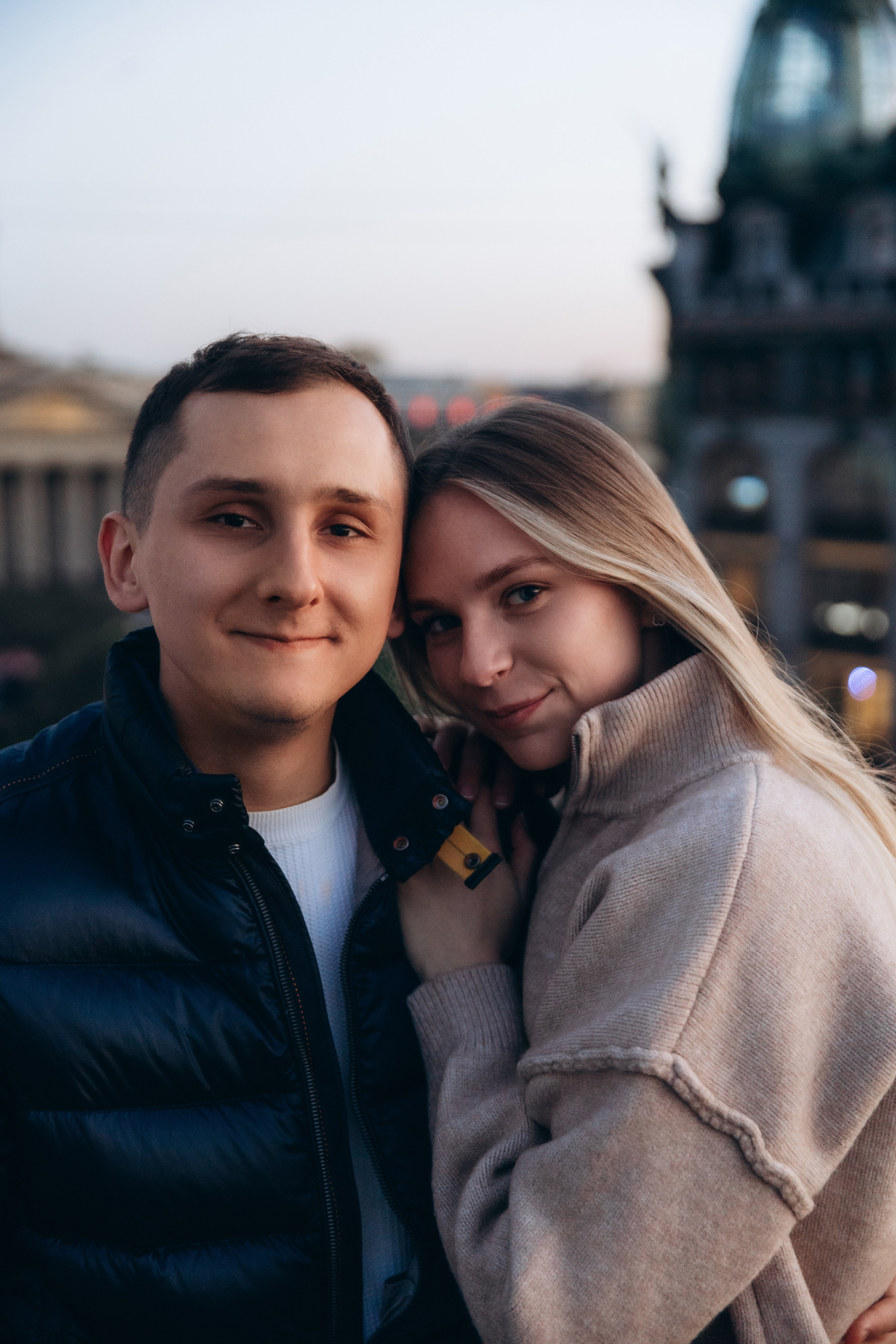 Встречая закат на Питерской крыше. Фотограф в Санкт-Петербурге Разиля Идиятуллина