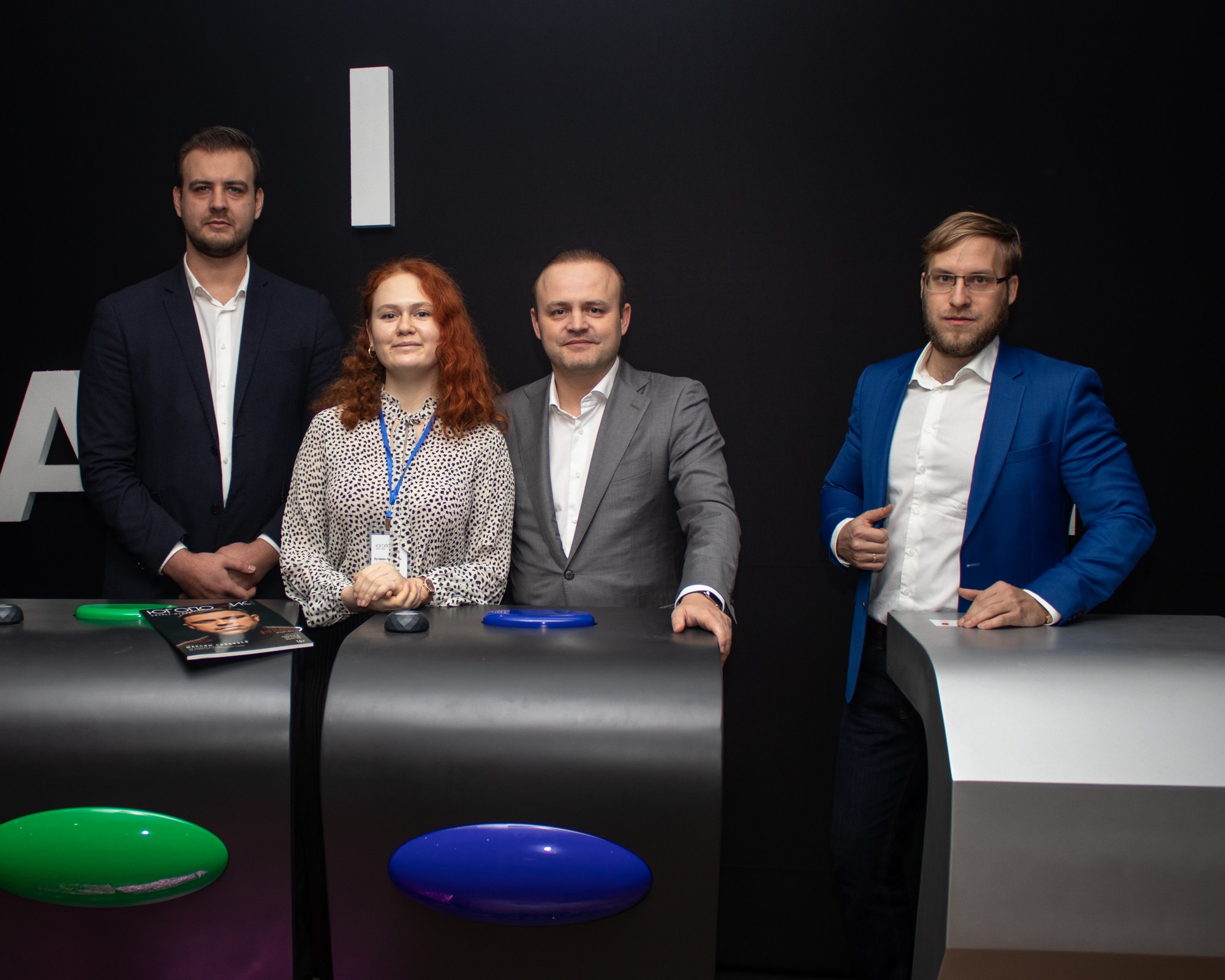 Встреча с Владиславом Даванковым и «Опора России». Репортажный, промышленный и маркетплейс-фотограф Дмитрий Чернат