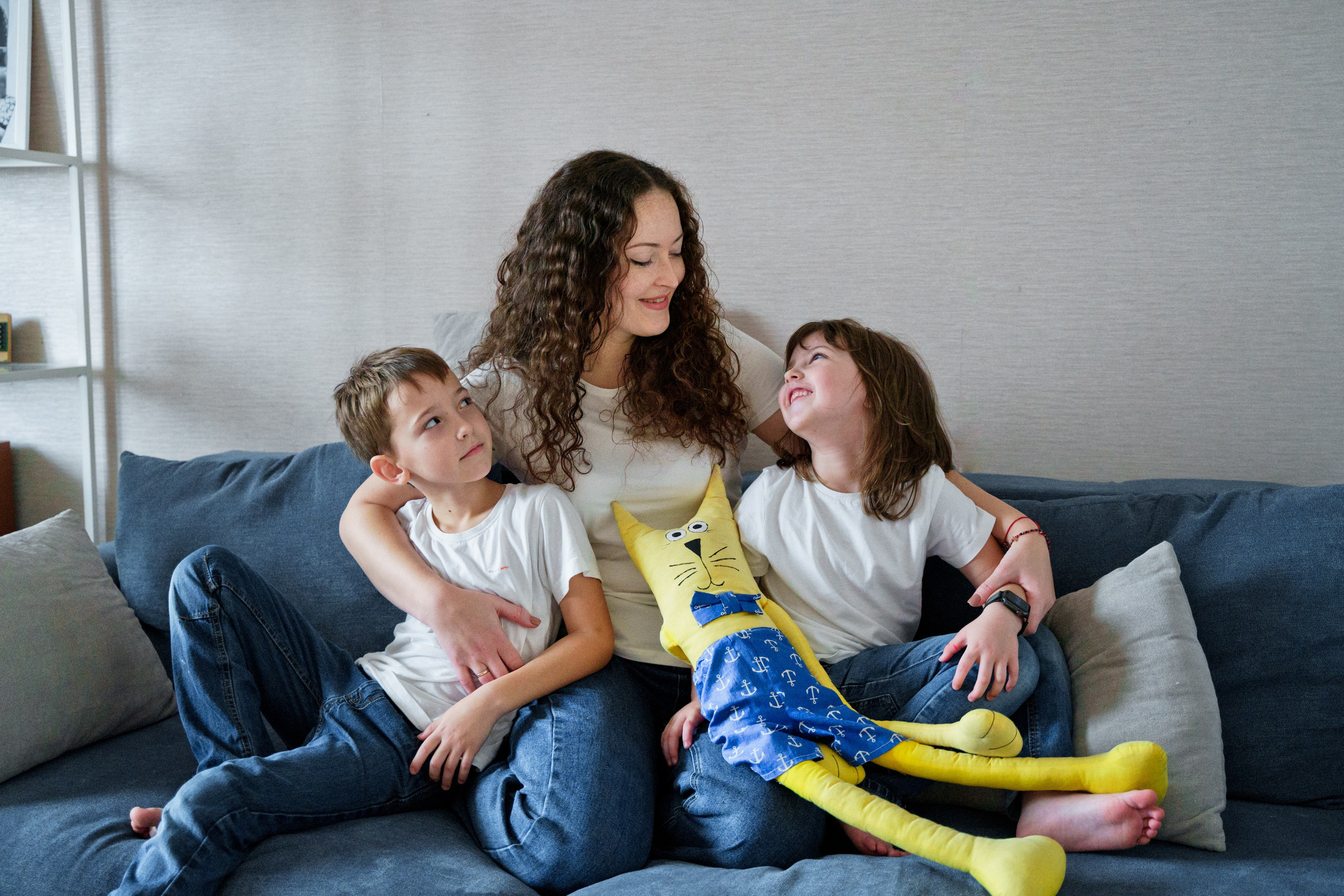 Вова, Вероника + 2. Главная