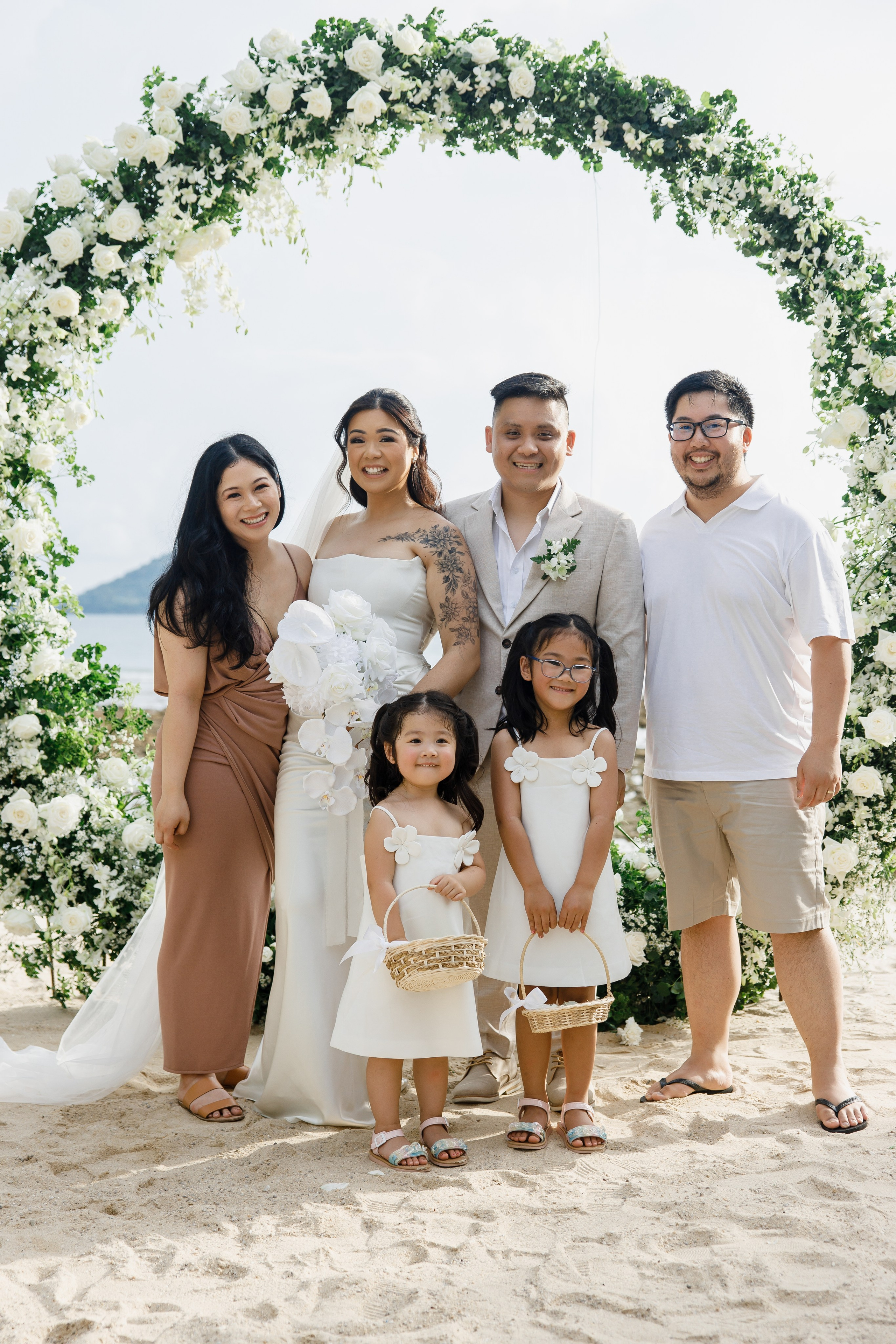 Wedding in Phuket at the Thavorn Hotel. Photographer in Phuket. Photographer Thailand