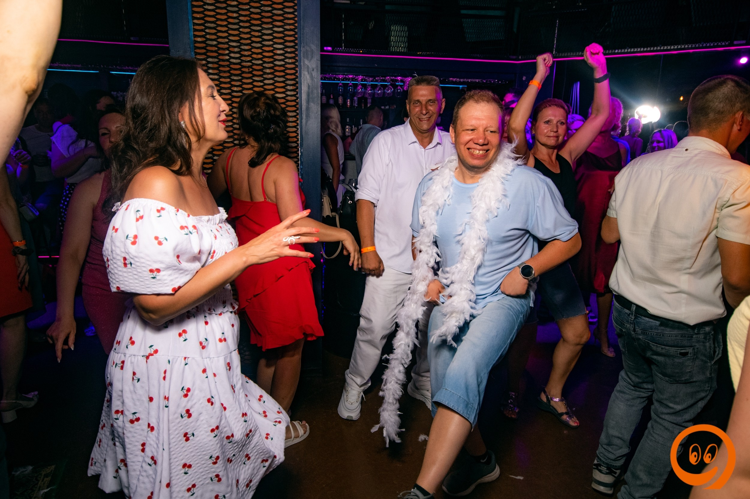 Клубная вечеринка «Тополиный пух…» | 11.07.2025. Галерея Фантим