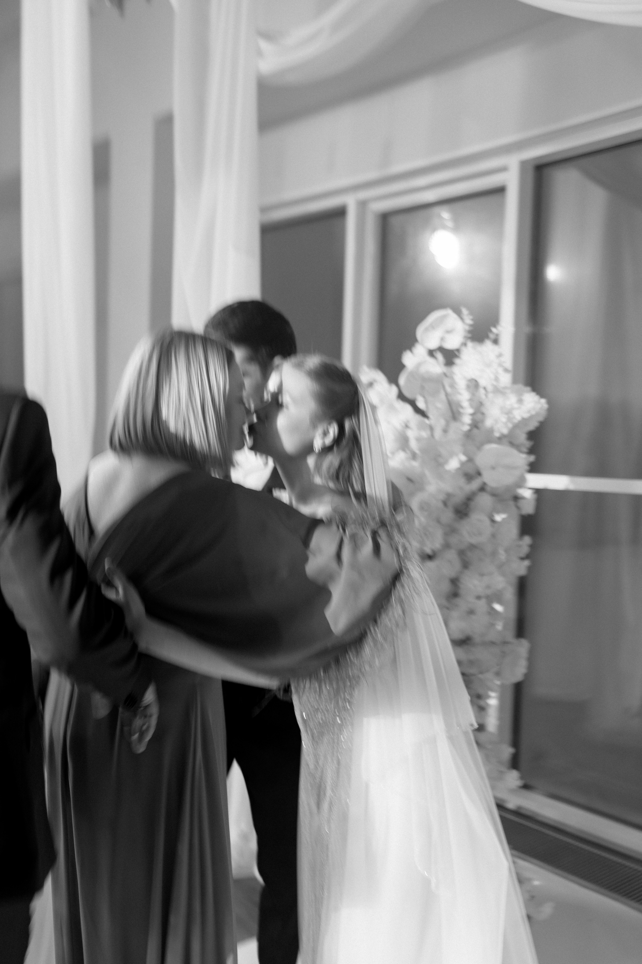 ПОЛНЫЙ СВАДЕБНЫЙ ДЕНЬ 8 ЧАСОВ. Профессиональный фотограф, Санкт-Петербург — Виктория Богомолова