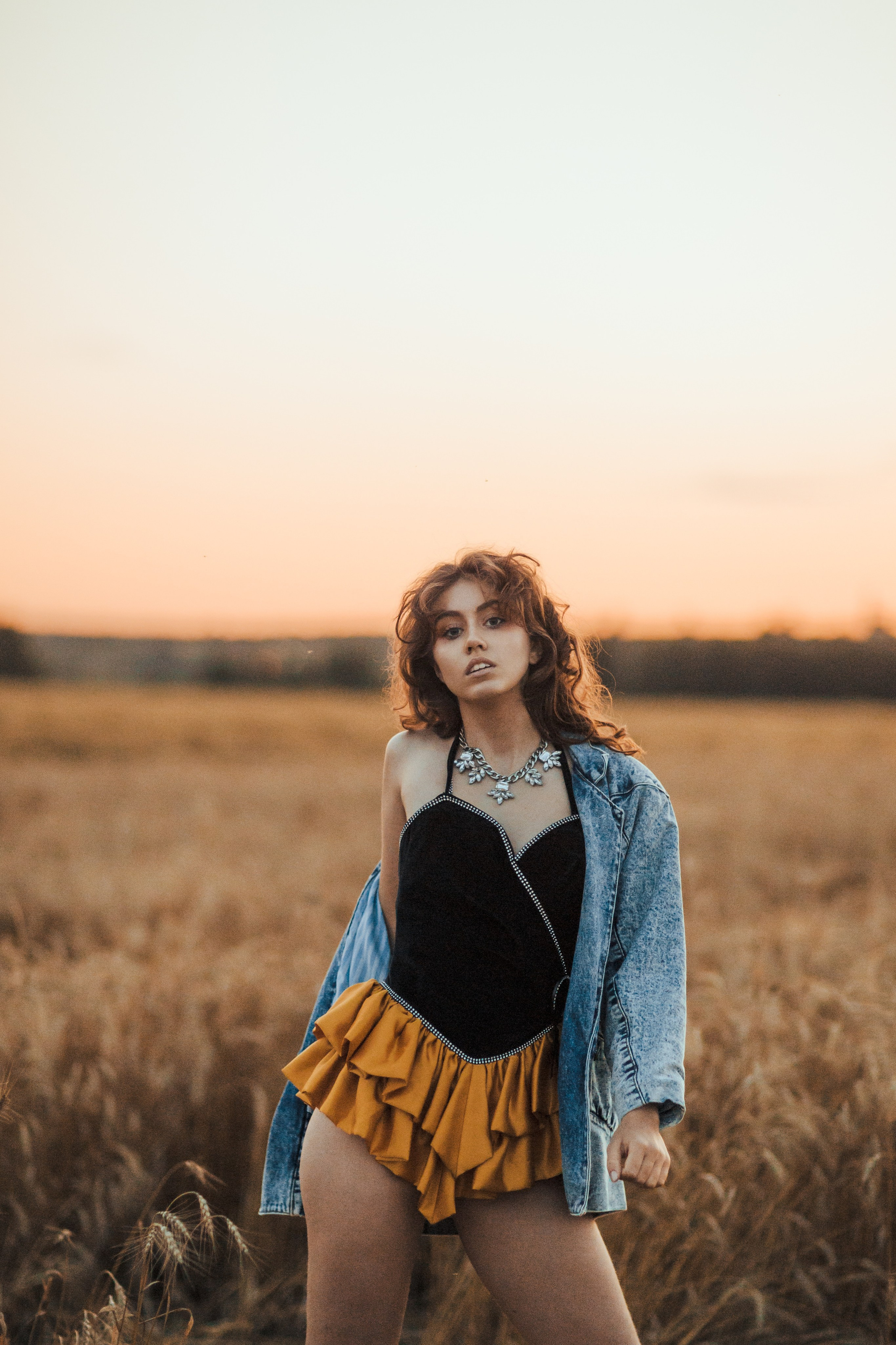 Фотосессия в пшенице для бренда Vintage Dream. Фотограф и видеограф Анна Домашенко