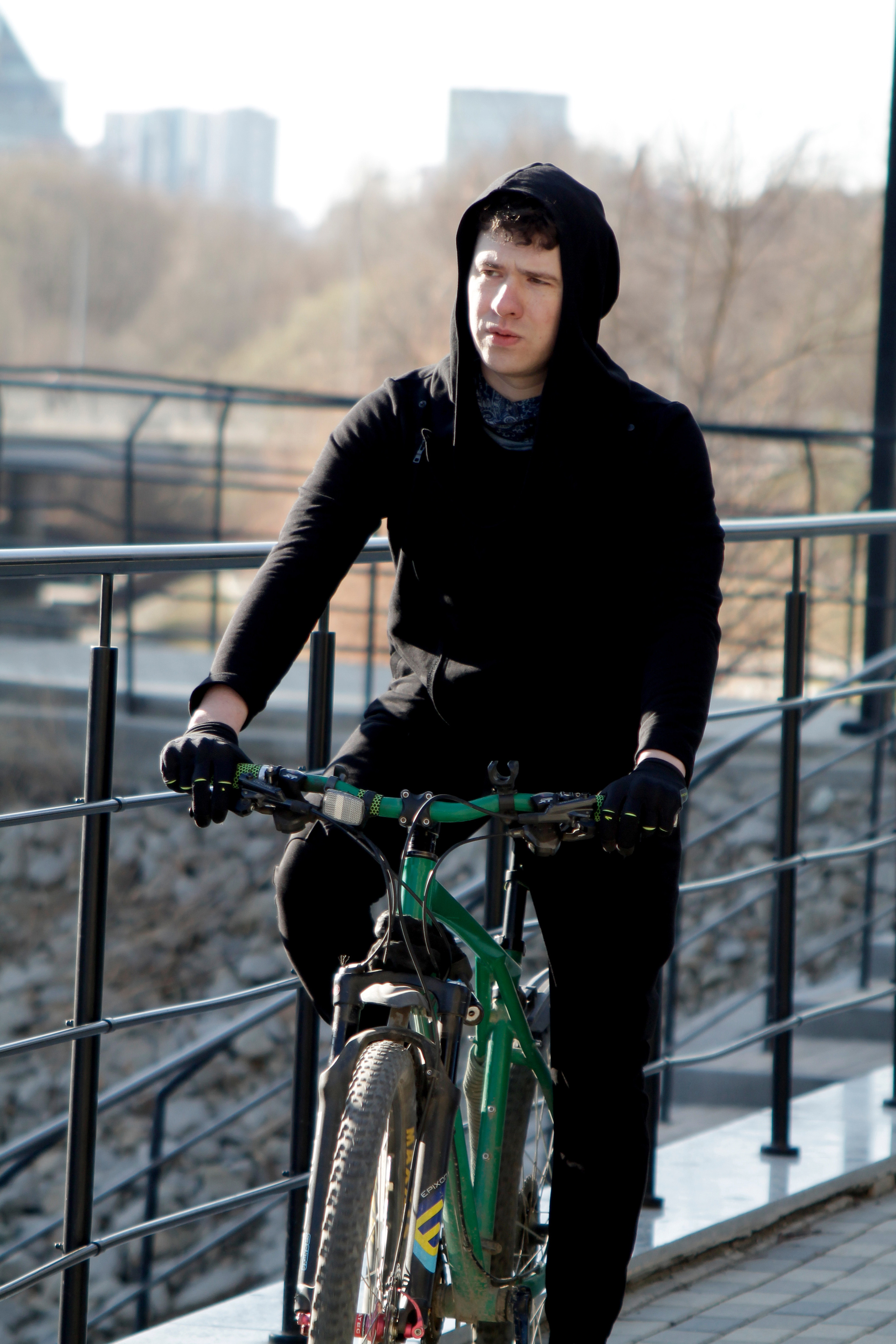 Jungle Супер Майк режиссер и хореограф Ксения Глазырина. Криэйтор / сценарист / визуальный художник в Екатеринбурге Марина Глазырина