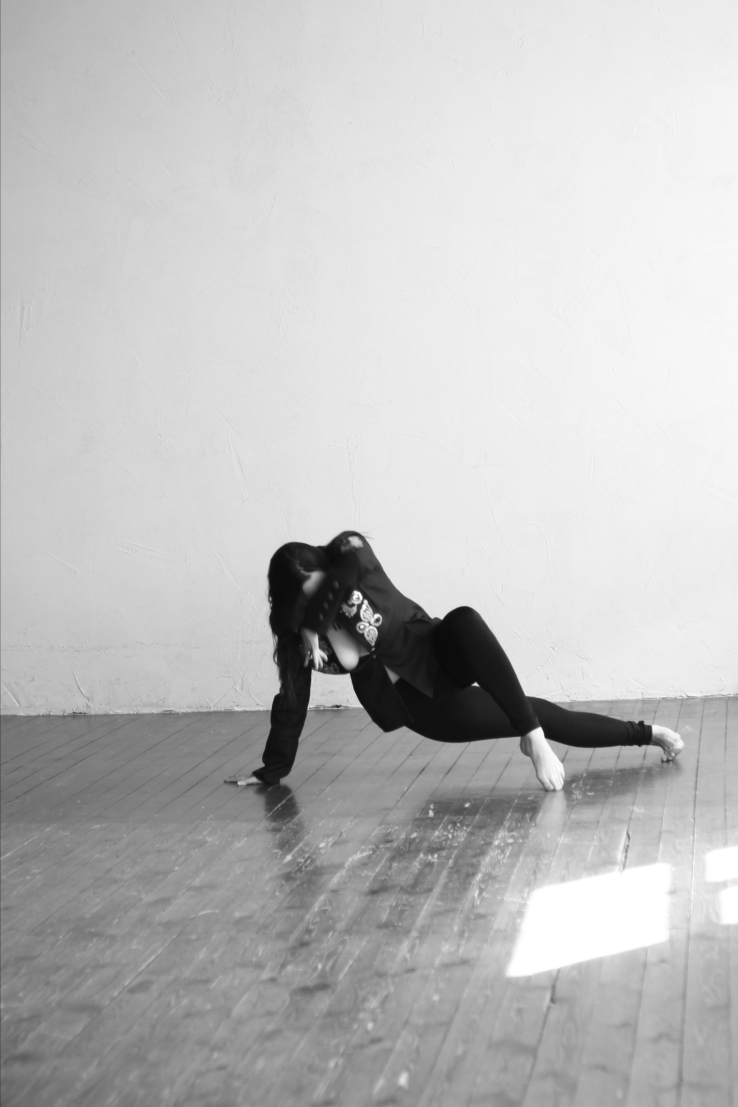 Танец Манифестора.Бэкстейдж со съемок. Криэйтор / сценарист / визуальный художник в Екатеринбурге Марина Глазырина