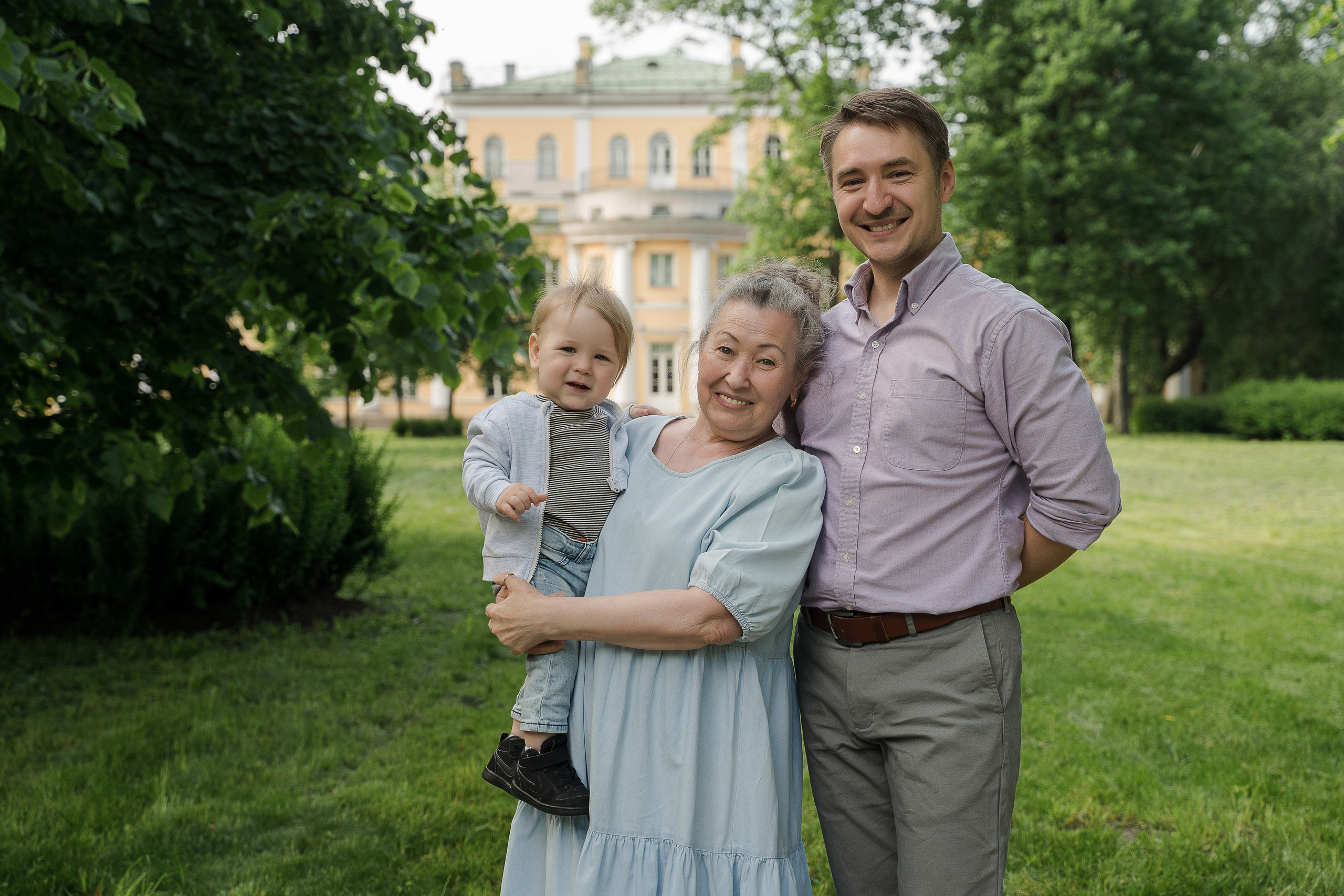 Семейная фотосессия в Санкт-Петербурге в Польском саду усадьбы Державина. Свадебный и семейный фотограф в Пушкине и Санкт-Петербурге Мария Филиппова