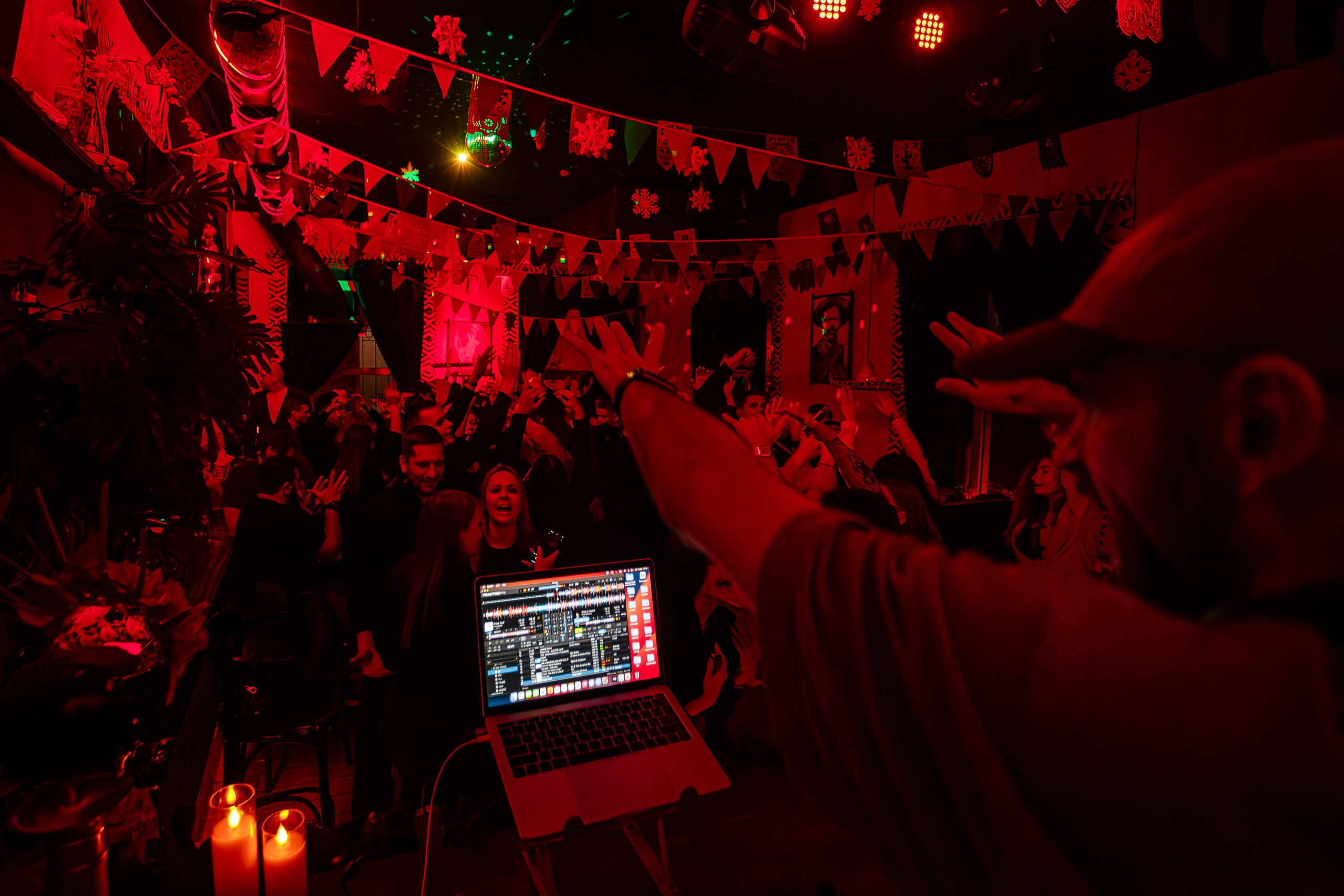 Пятница 13. Сумерки_El Pastor_Симферополь_13.12.2024. Аминов Руслан | Фотограф