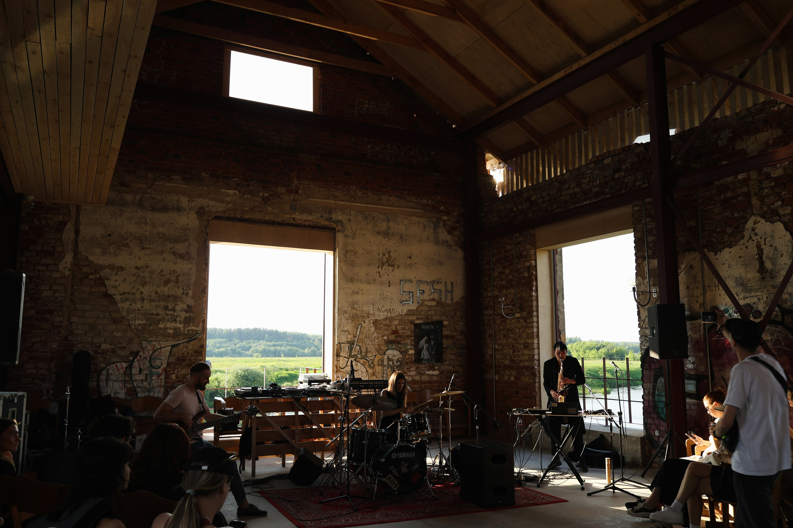 Mira в ГЭС. Фотограф во Владимире, Москве и Суздале — Полина Романычева