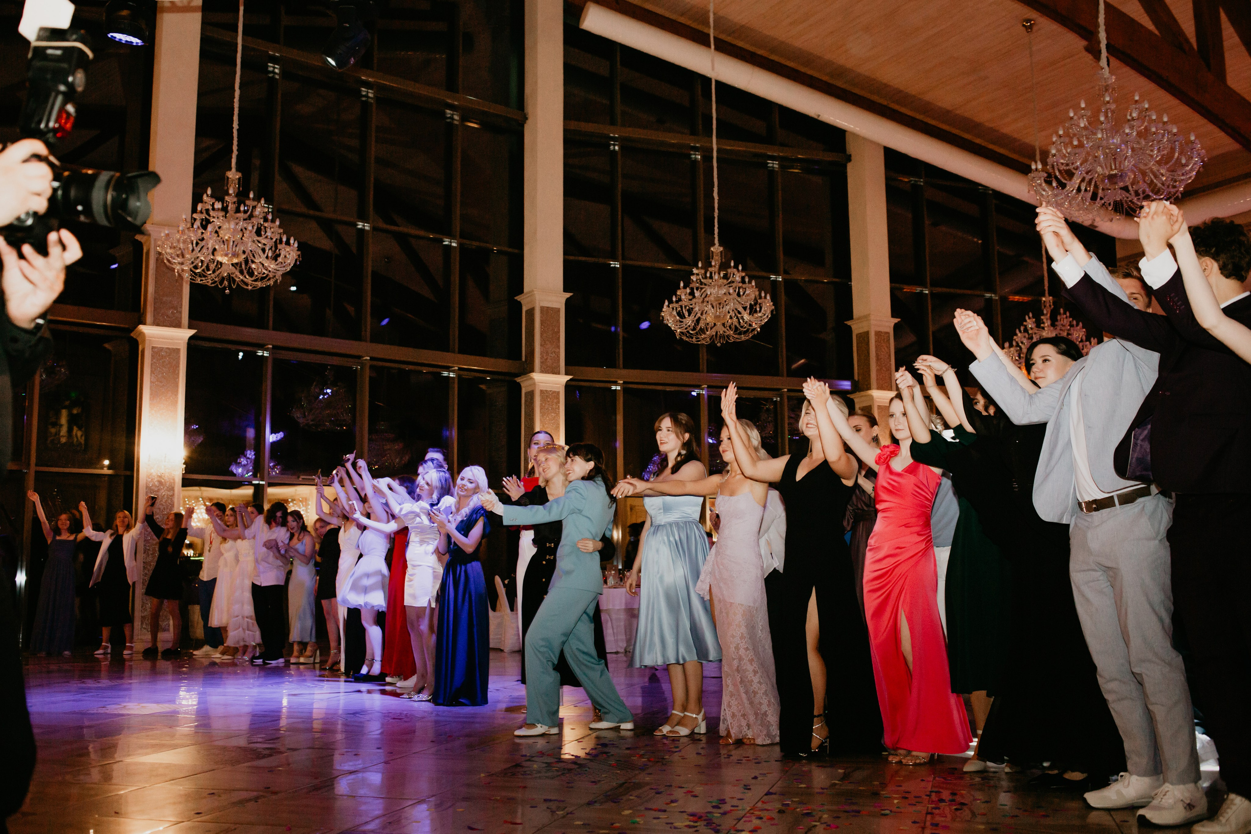 Выпускной. 11 лицей. Фотограф в Челябинске Ополихина Анна