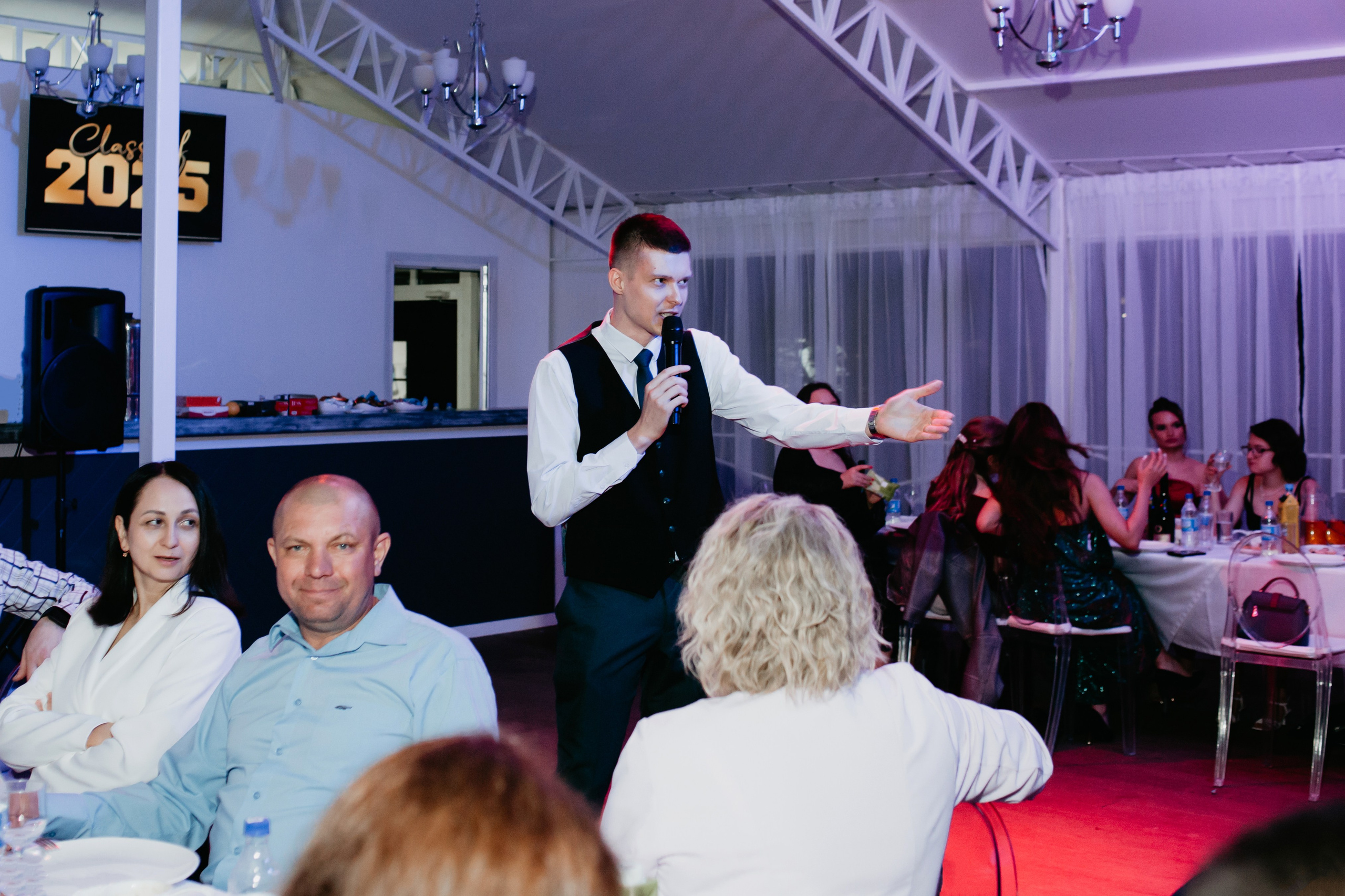 Выпускной 2025 (41 школа) 11 класс. Фотограф в Челябинске Ополихина Анна