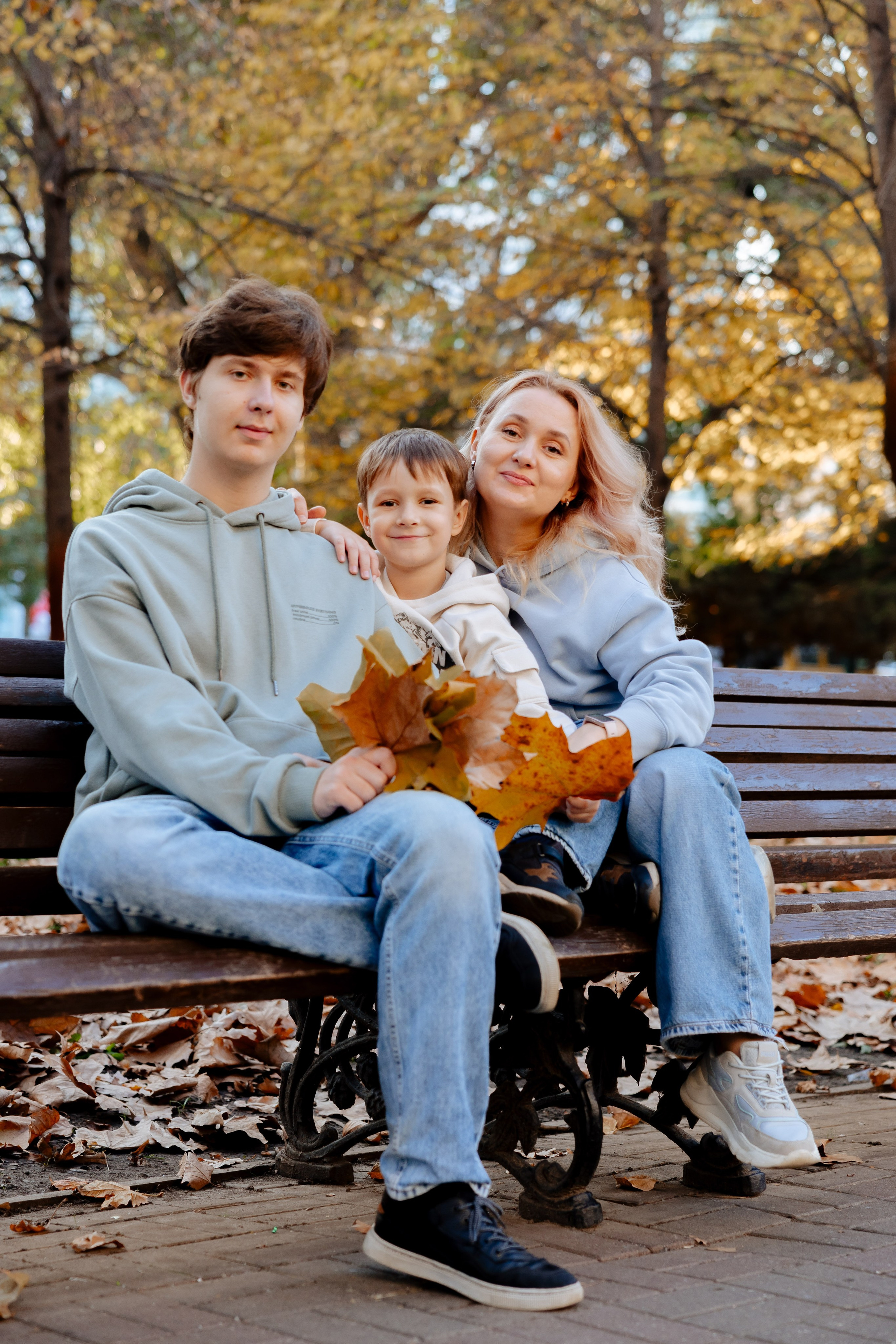 Осень. Профессиональный фотограф и видеооператор