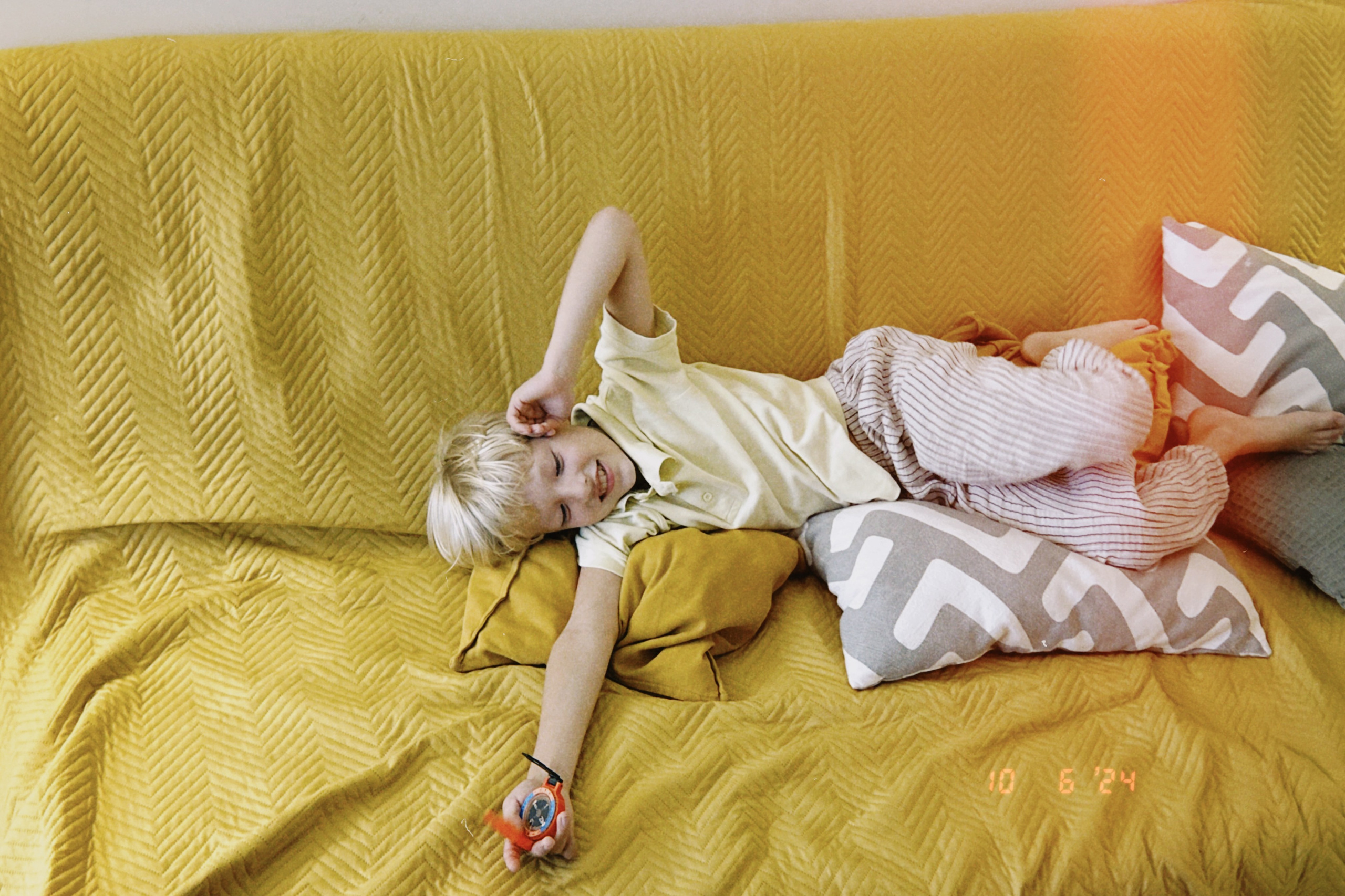 Домашняя репортажная фотоссесия. Портретный, свадебный, репортажный фотограф во Владивостоке Юлиана Джули Фокс