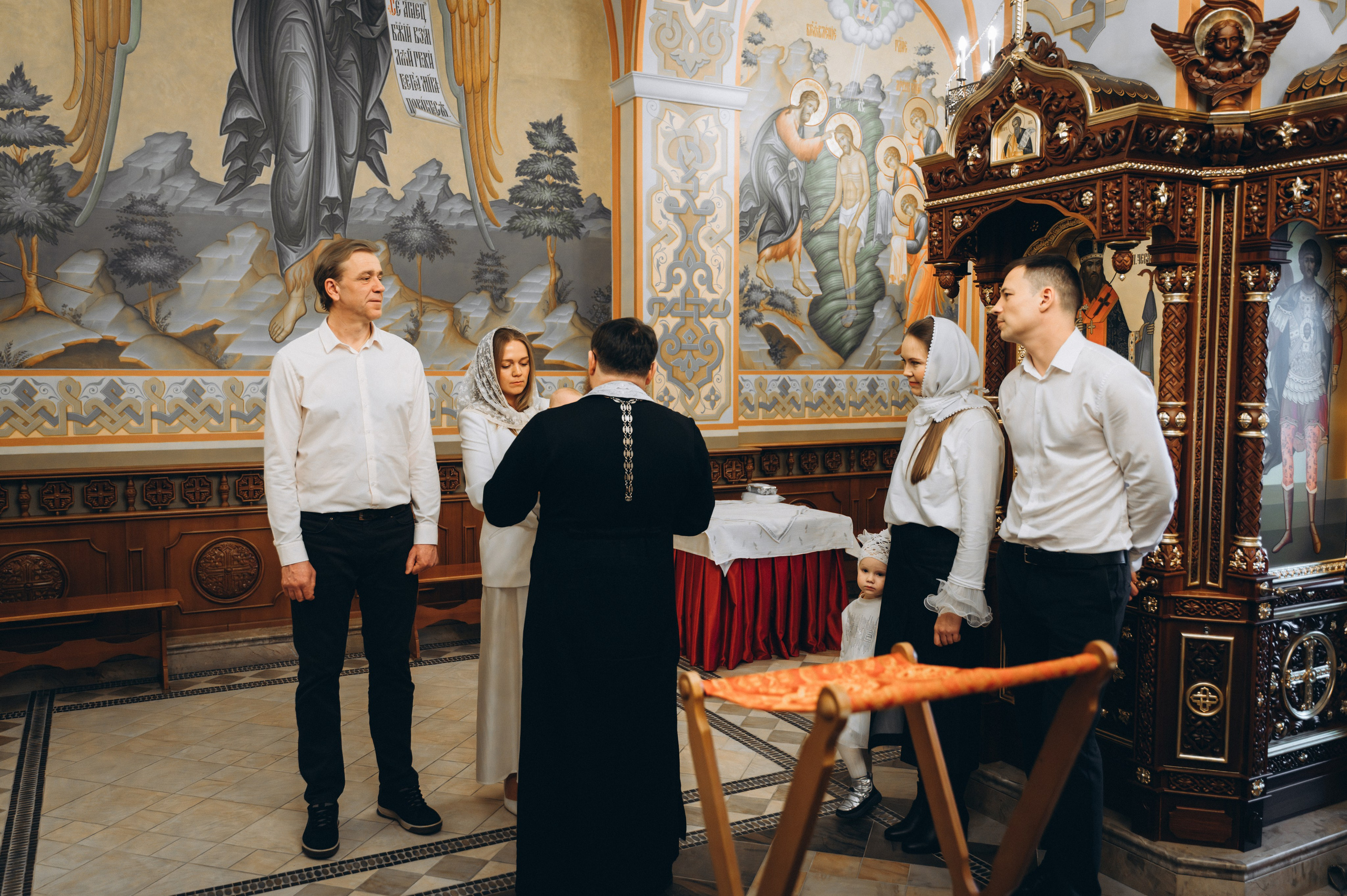 Крещение Фёдора (Храм Всех Святых) криптовый. Семейный фотограф в Минске Дарья Дреко