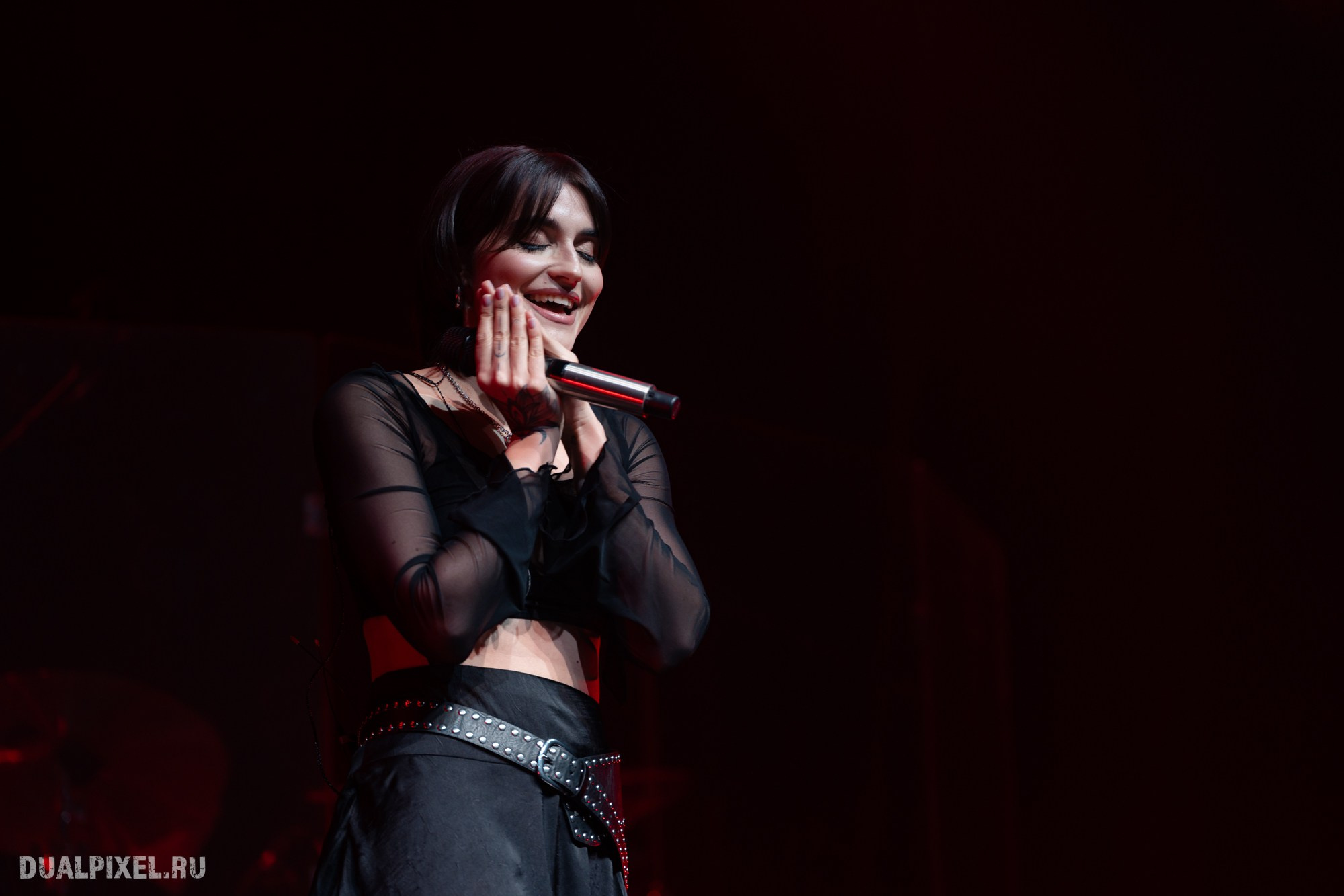 Mona. Магия музыки в кадре: Концертная Фотография