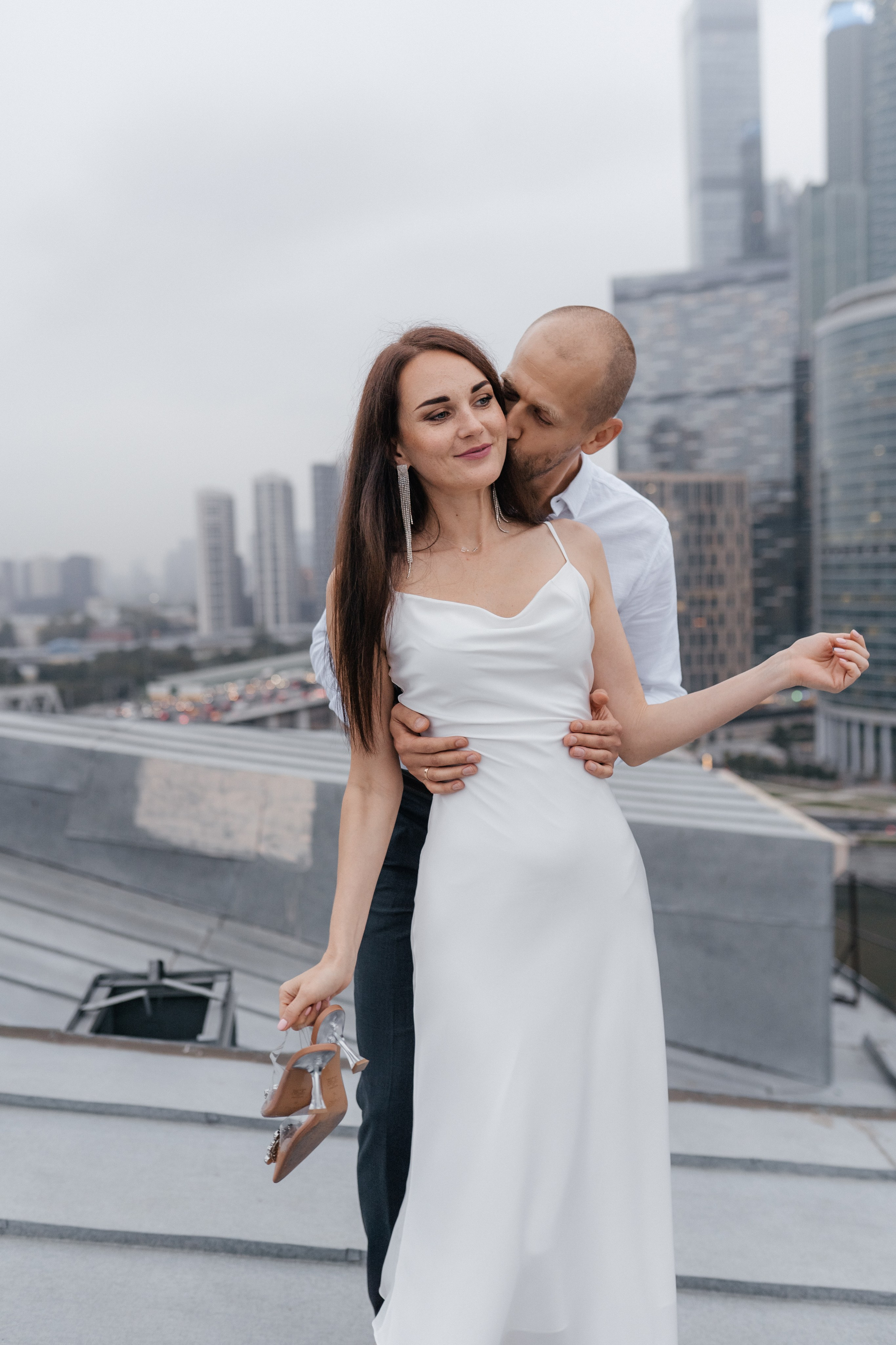 Свадебная прогулка «На крыше». Семейный и свадебный фотограф в Москве Виктория Махова