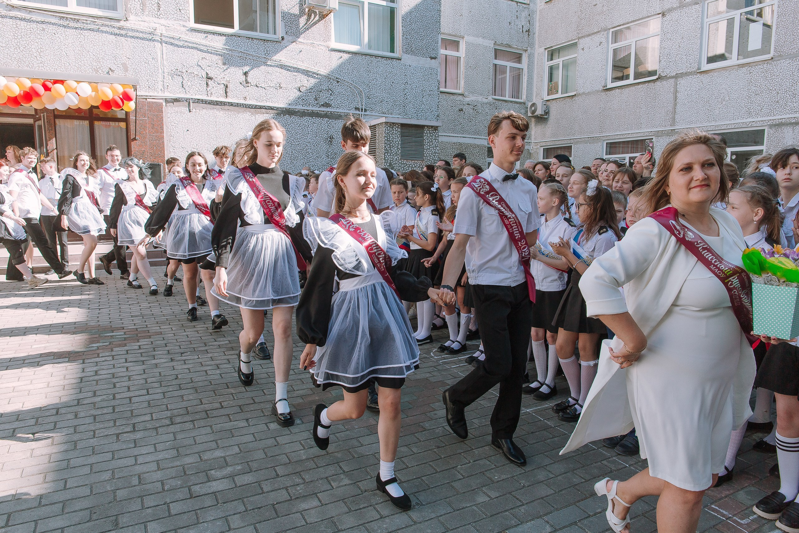 11 класс 33 школа. Выпускные альбомы Натальи Бутко: Новороссийск, Анапа, Геленджик