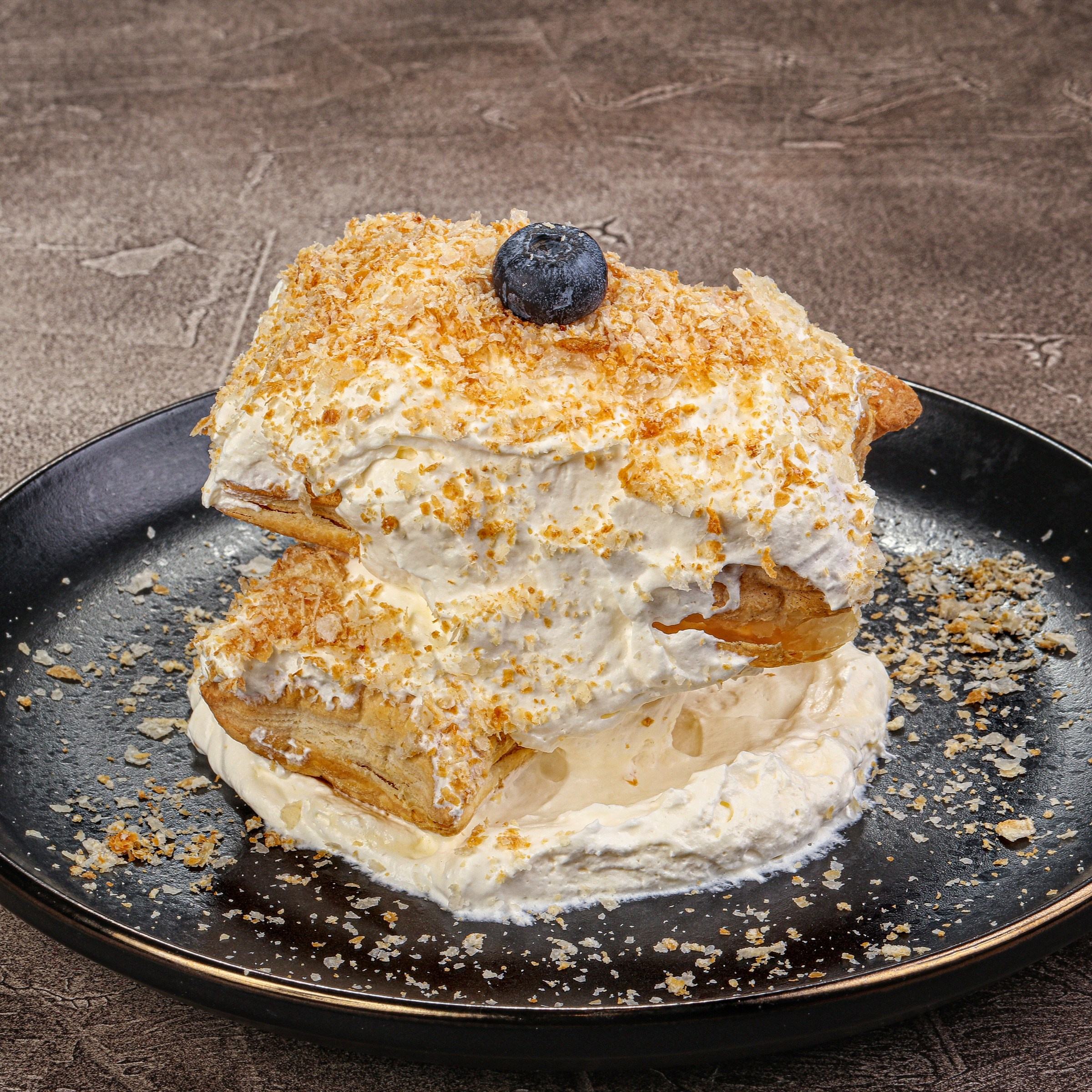 Фотосъемка десертов и выпечки. Заказ по тел.: +7 (906) 006-90-22. Фуд-фотограф Андрей Старостин — съемка еды в Москве. 9000 руб. в час