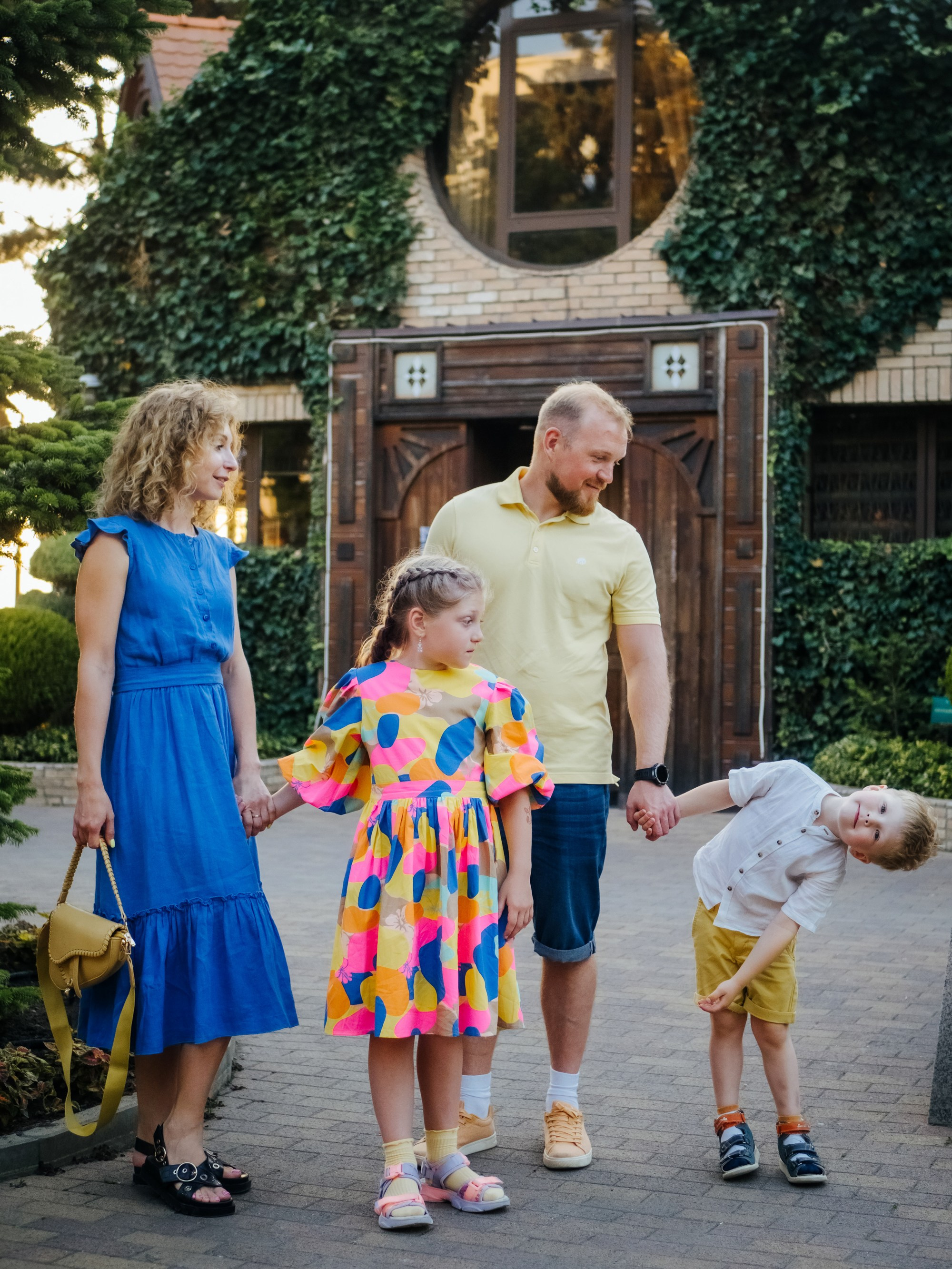 Лёша + Лена + Василиса + Макс. Семейный, детский, свадебный, фотограф в городе Анапа