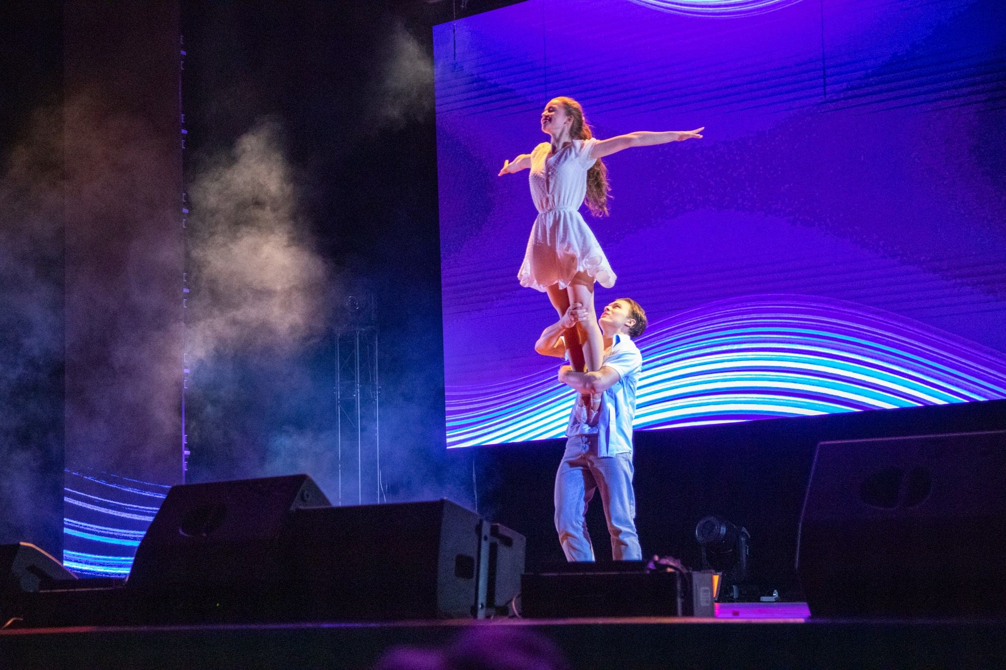 Гала-концерт «Студвесна на Кубани». Репортажный, промышленный и маркетплейс-фотограф Дмитрий Чернат