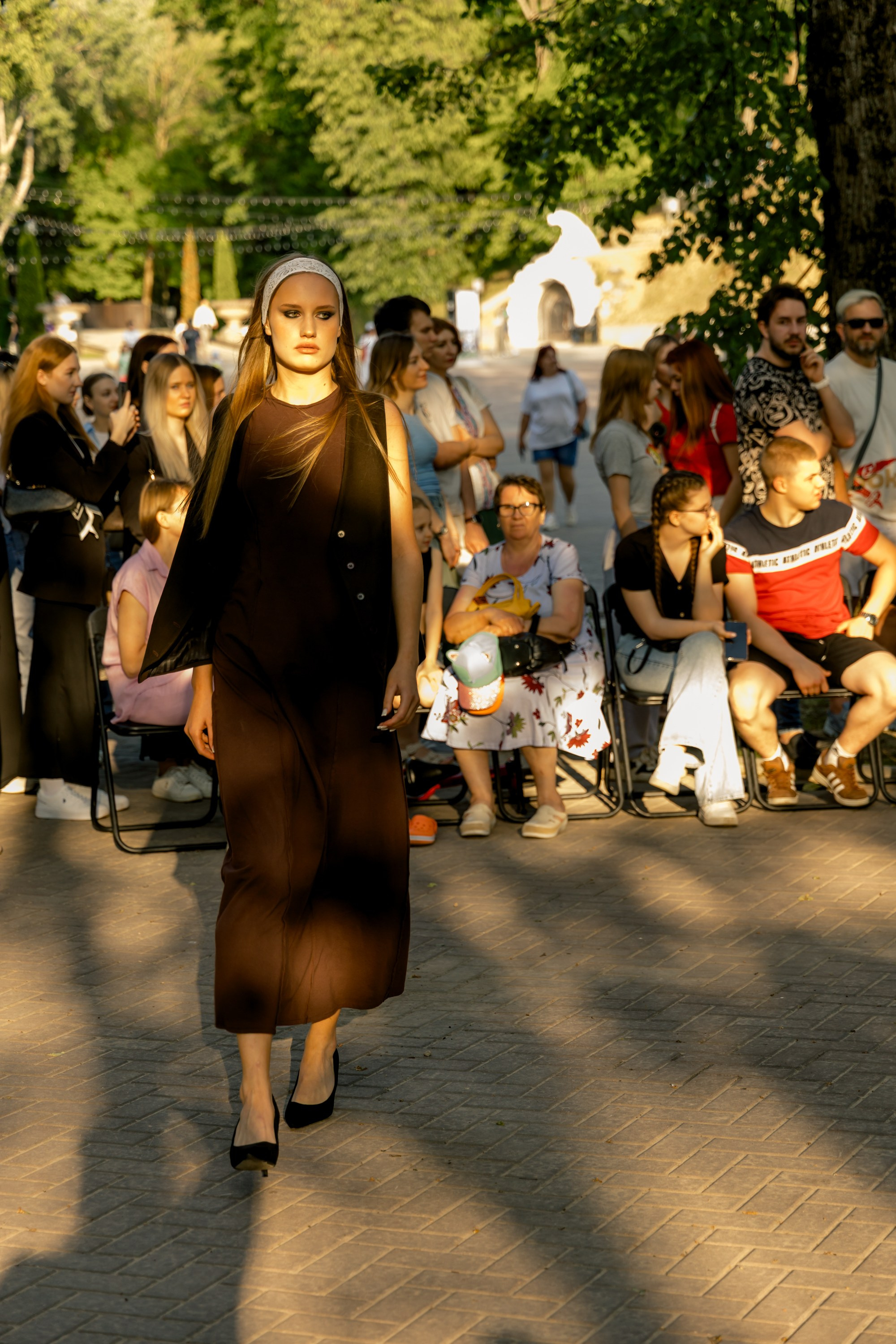 Smolensk Fashion Week 2025_показы_ДЕНЬ 1_ВЕЧЕРНИЙ ПОКАЗ_19:00. Главная