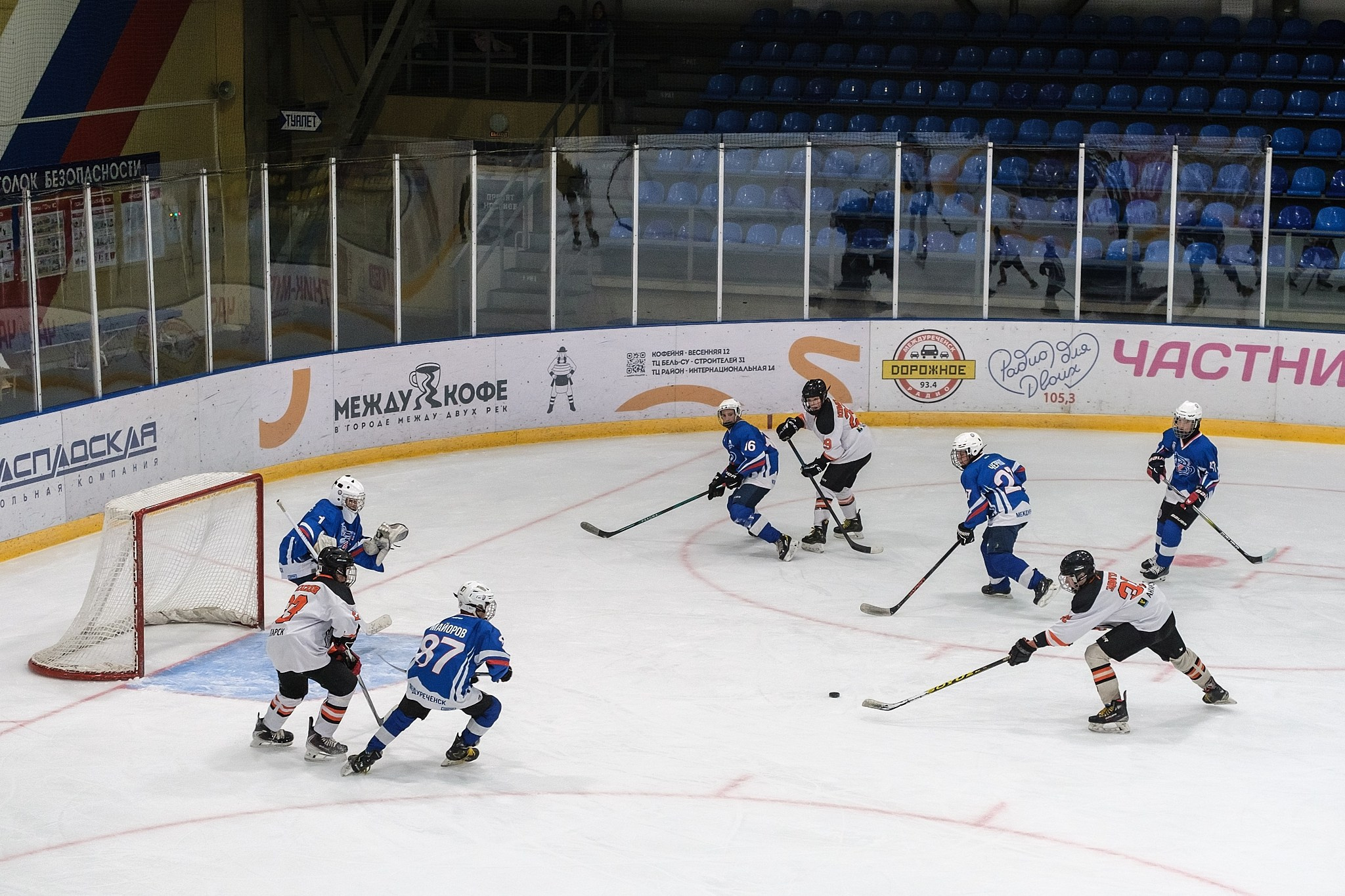 Хоккейный матч Вымпел-2011 (Междуреченск) vs Ермак (Ангарск) — фотограф в Междуреченске Никита Максимов