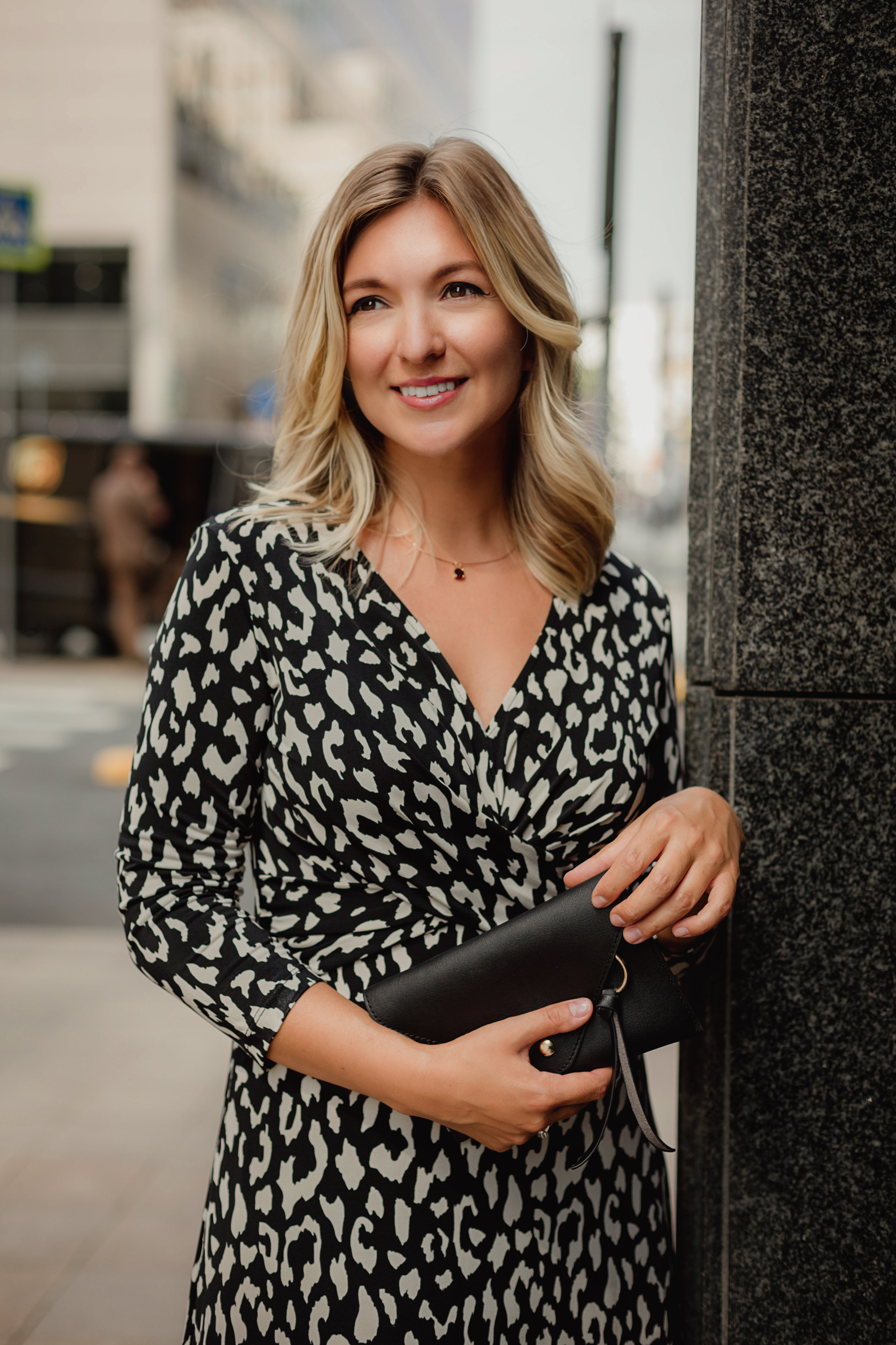 Евгения съемка на Белой площади. Деловая и Бизнес съемка в  Москве Инесса Грушко