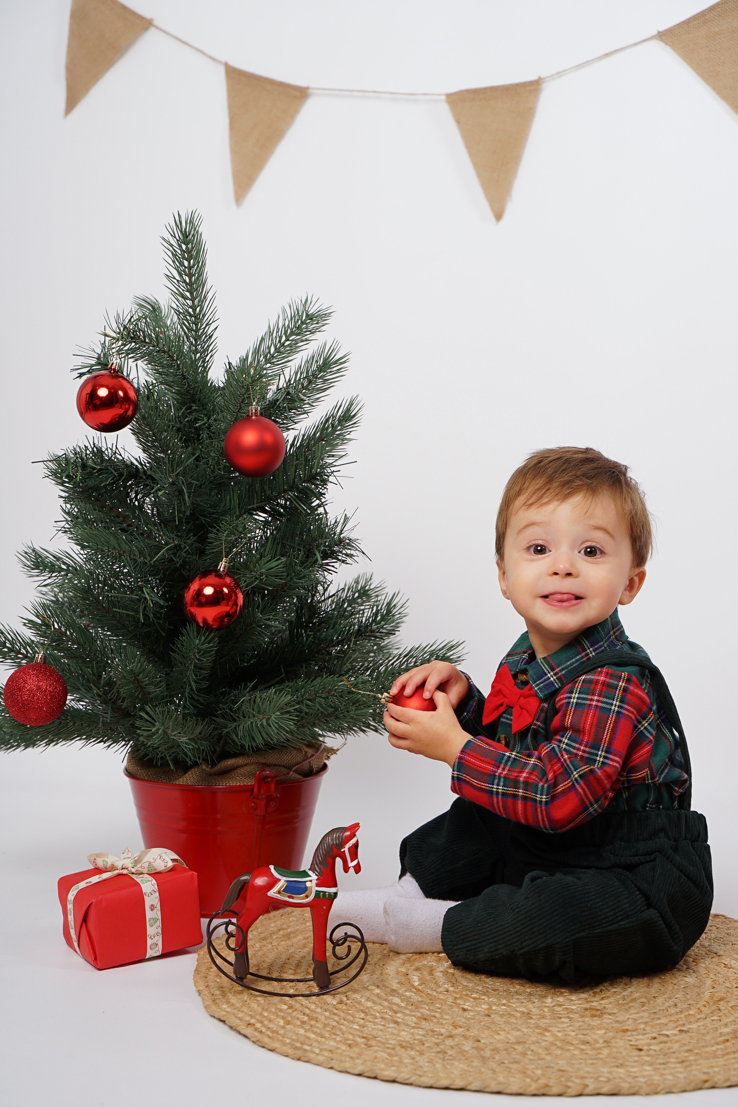 Новогдняя светлая. Студия детской фотографии