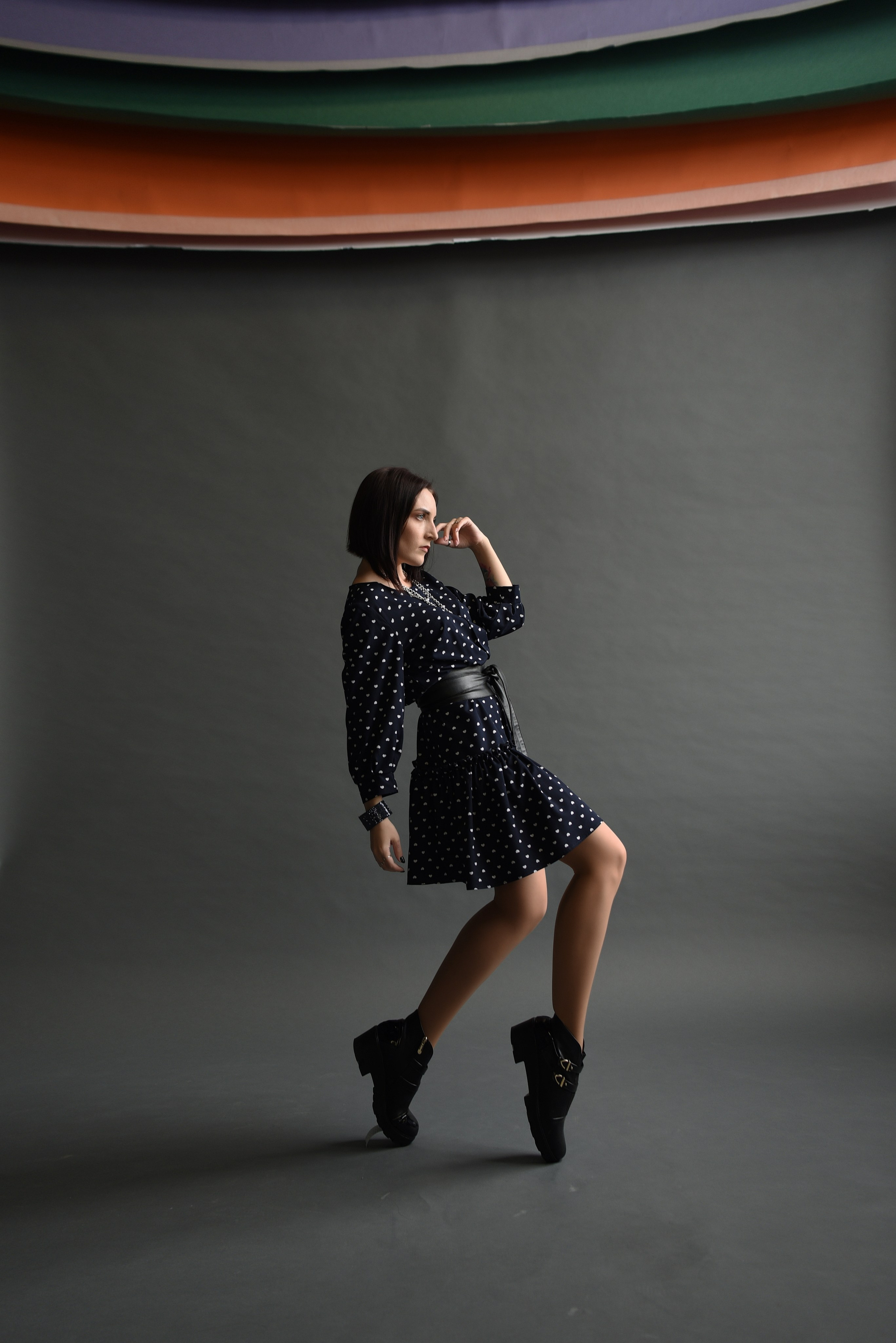 Индивидуальная студийная. Свадебный, семейный, детский, контент фотограф в Омске Максим Ильин