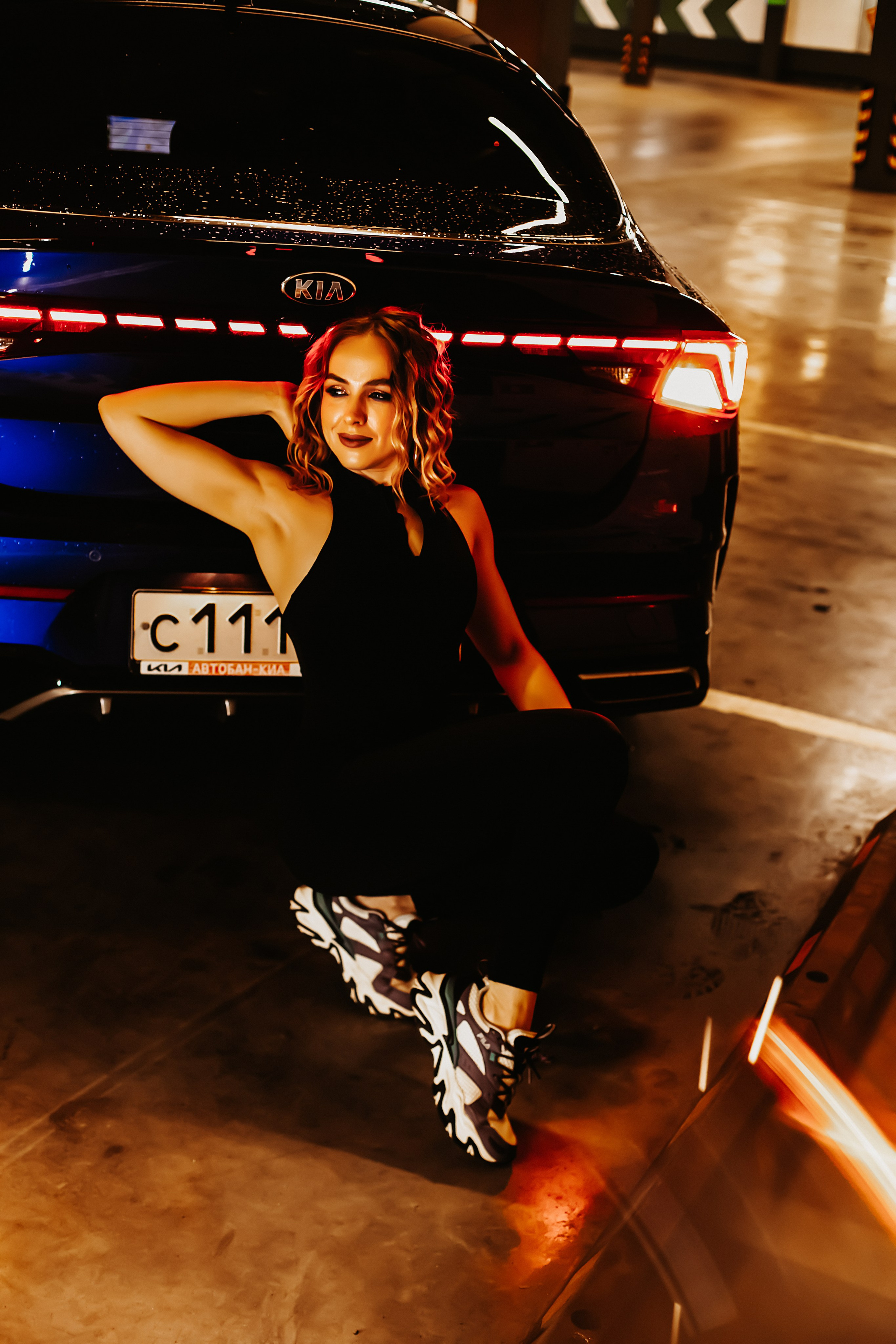 Фотосессия на парковке. Свадебный и семейный фотограф/видеограф в Краснодаре Наталья Осинская