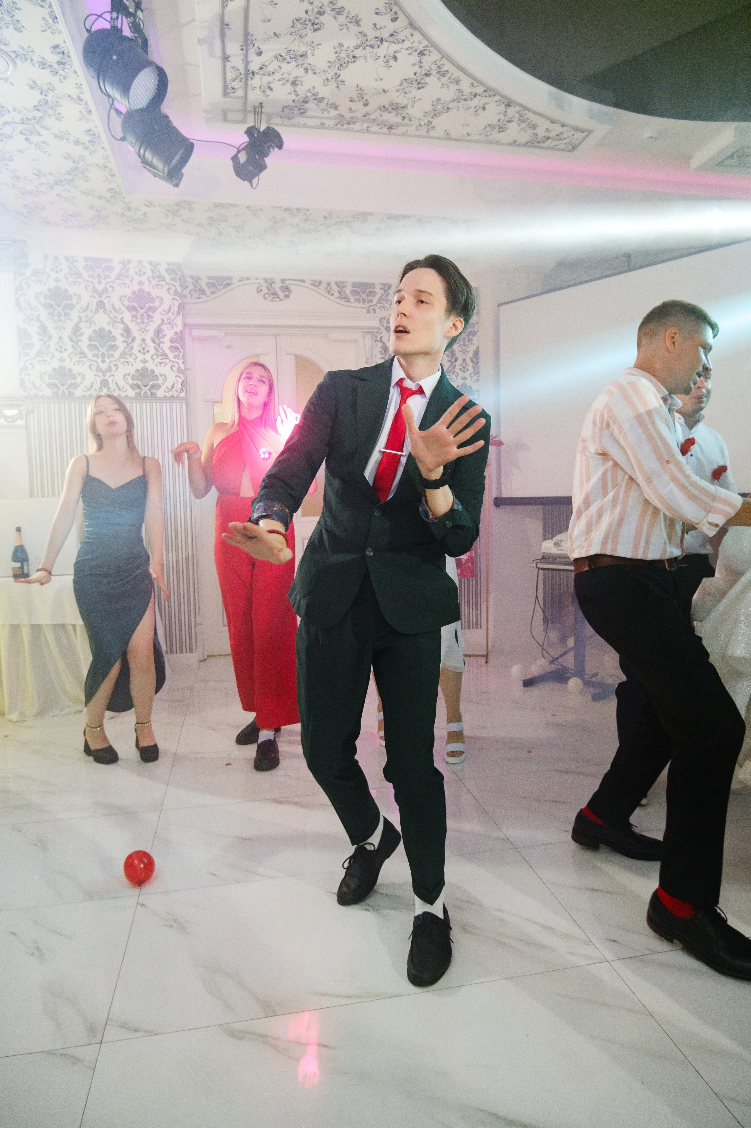 Михаил и Юлия. Свадебный фотограф | репортаж | праздники | крещение