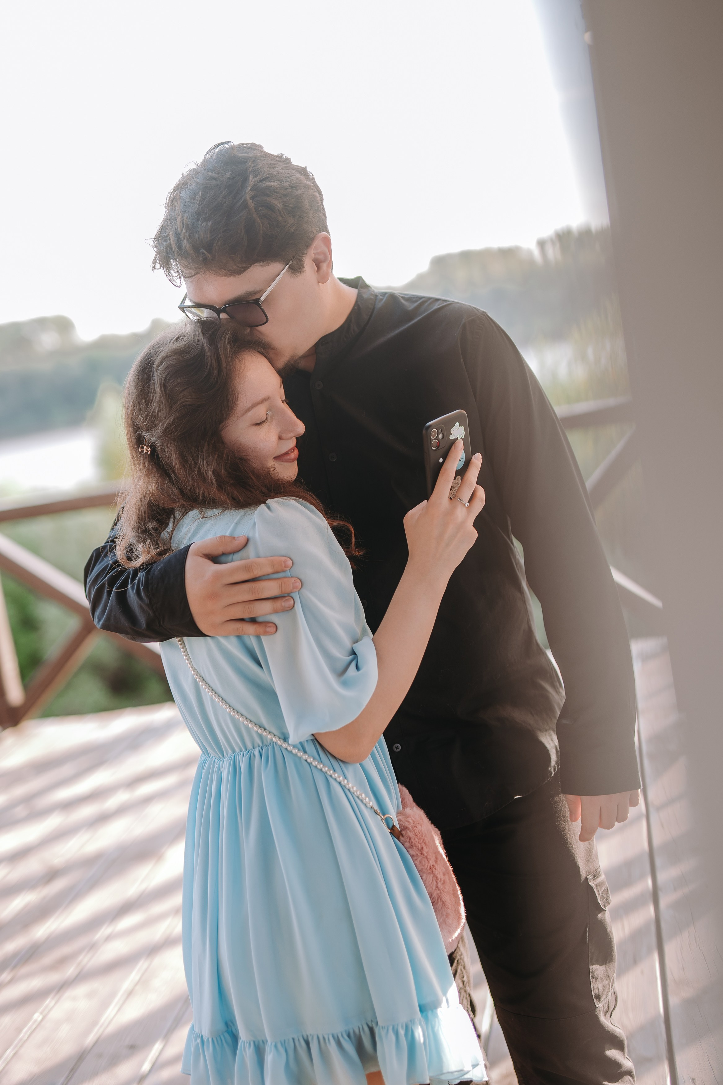 БАНКЕТНЫЙ ЗАЛ ТОРТУГА, ВЕДУЩИЙ АНДРЕЙ ОГНЕВ