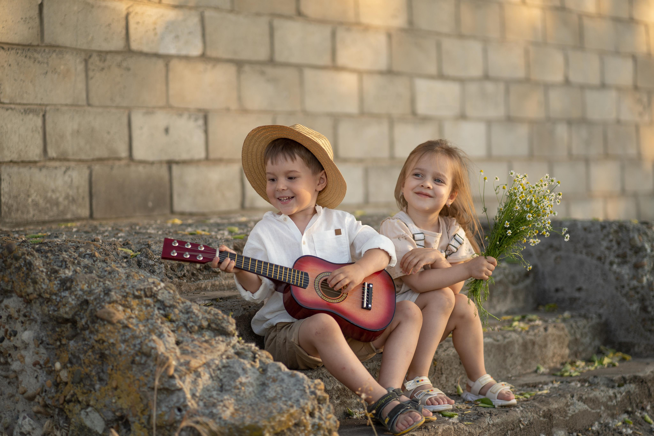 Ромашки и гитара. Семейный и детский фотограф Мария Лютикова