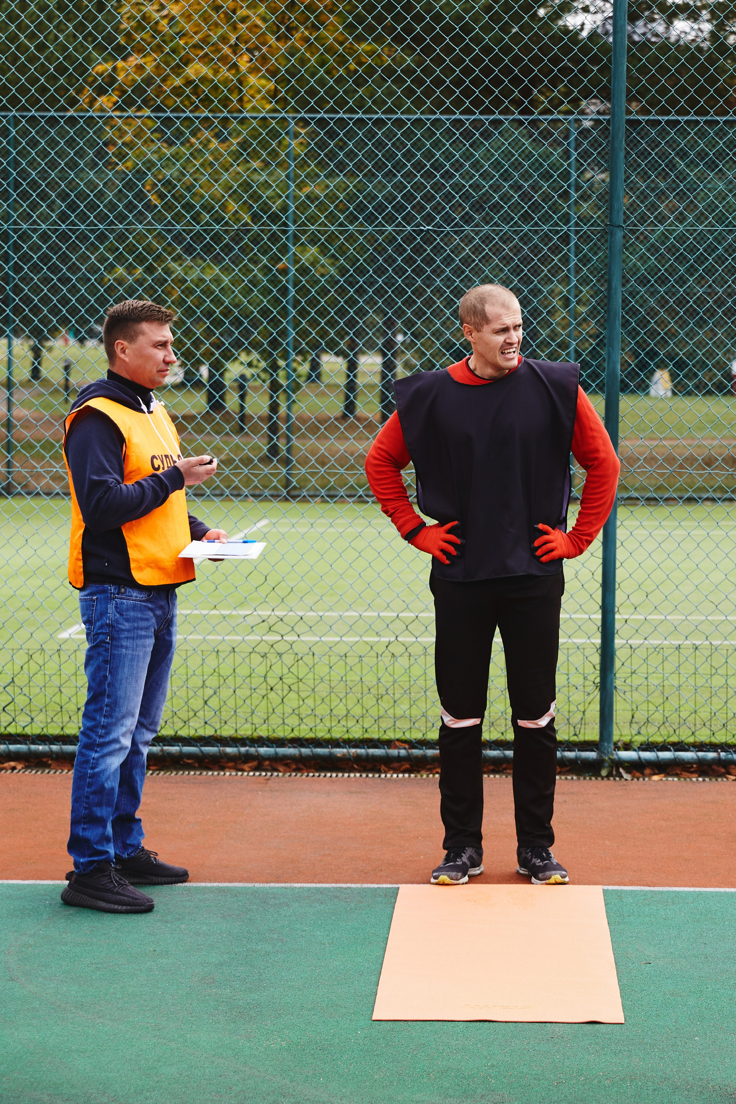 Фотограф на тимбилдинг: спортивное командообразование за городом. КонТайм: профессиональная съемка для организаций