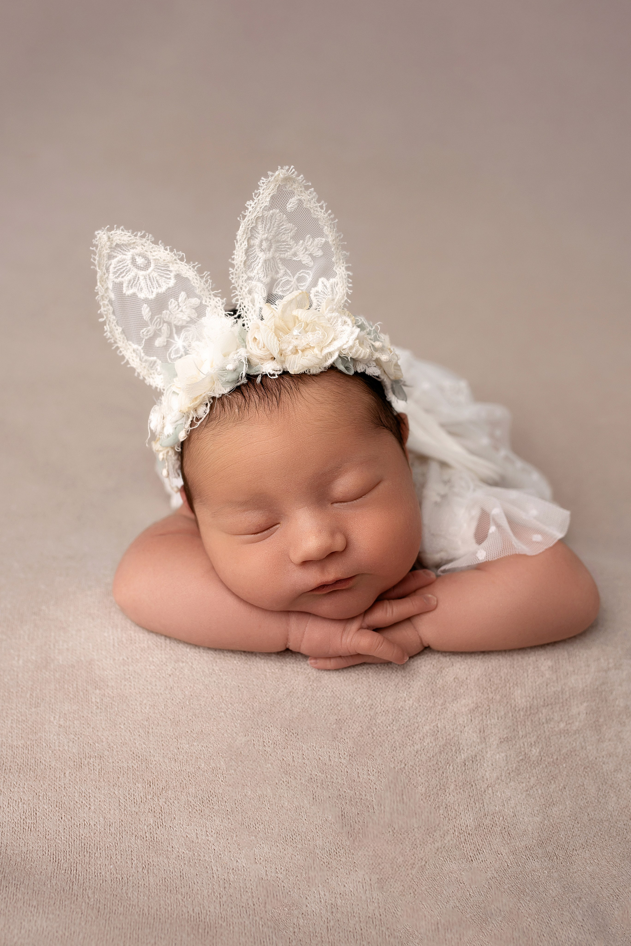 Новорождённые девочки. Детский фотограф новорождённых в Минске Боровик Екатерина