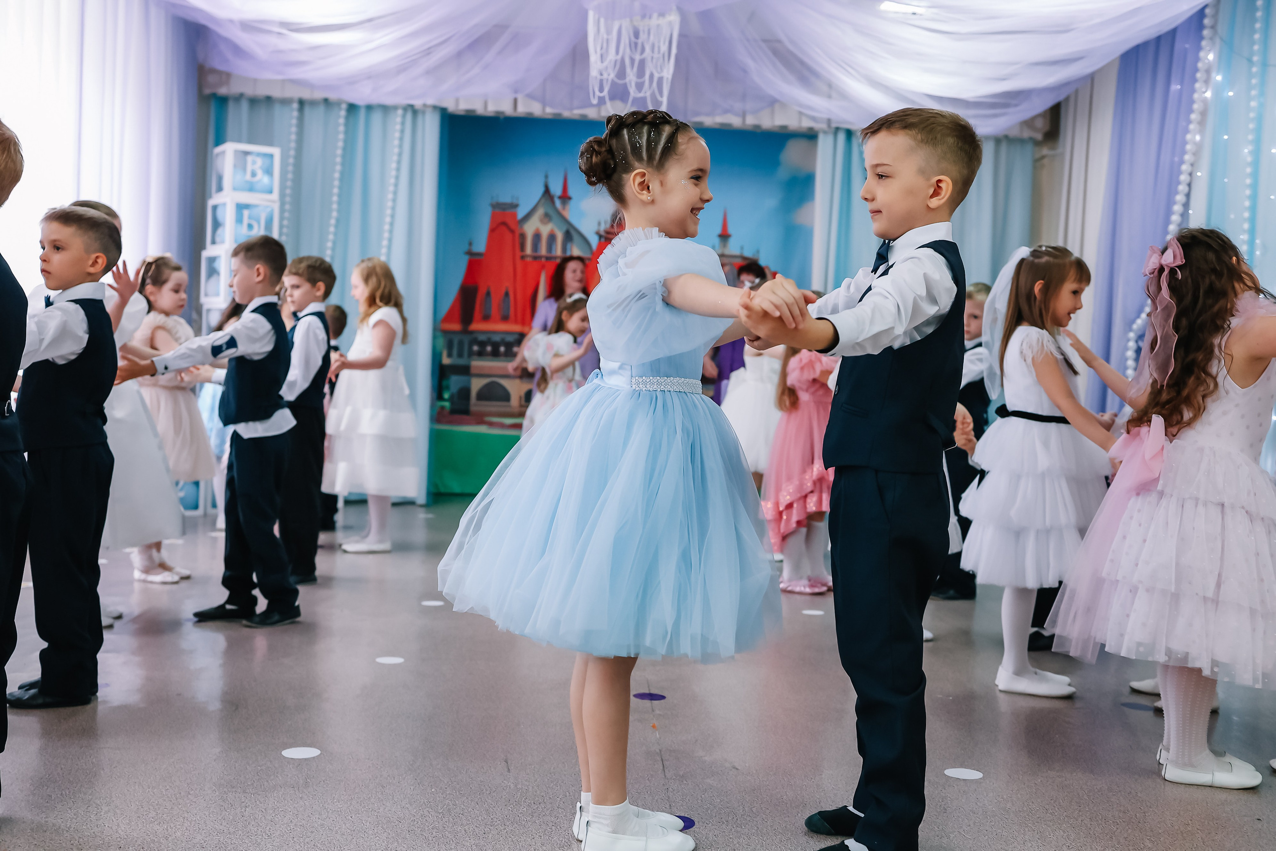 Семейный и детский женский фотограф в Новосибирске | Алёна Малахова продолжение следует  выпускные альбомы