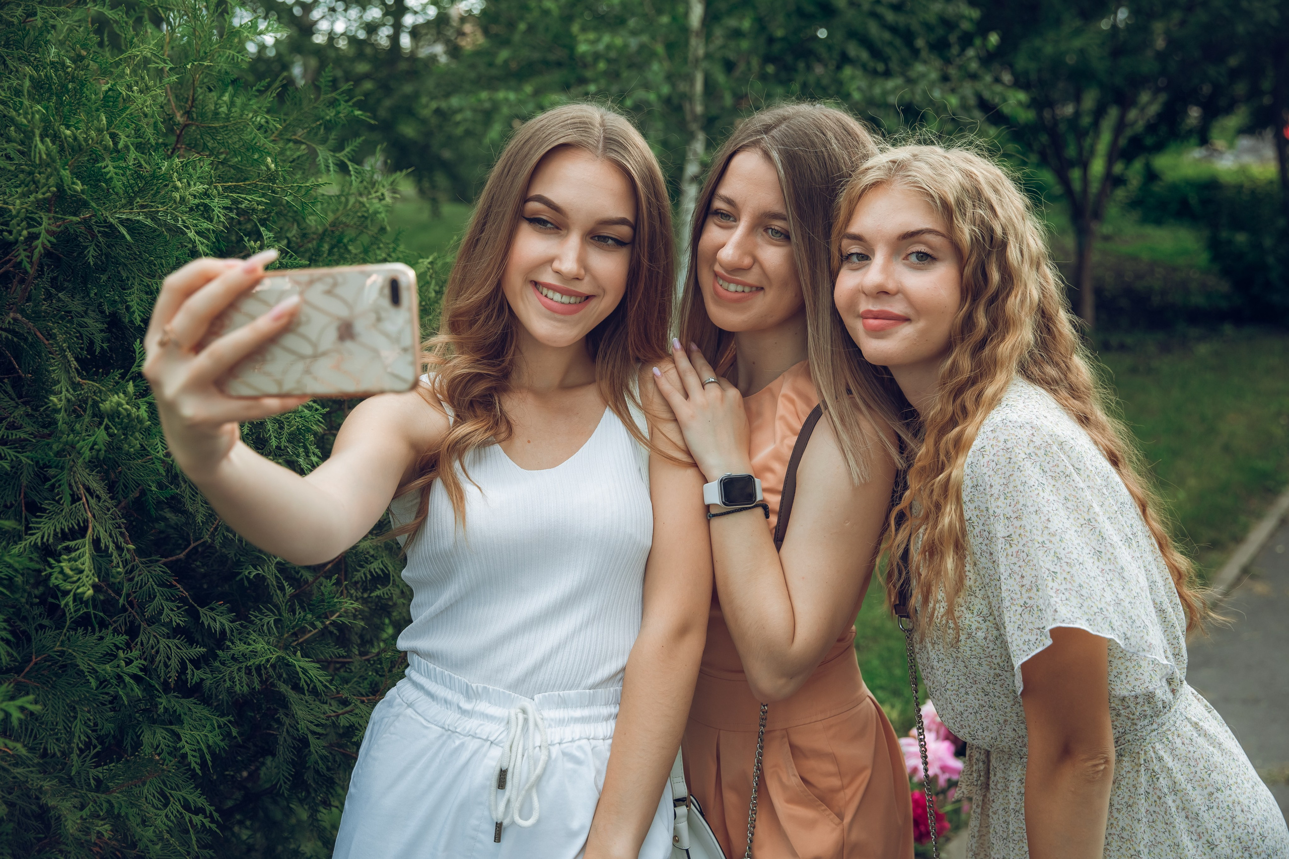 Школьный и семейный фотограф в Губкине Берлизева Марина