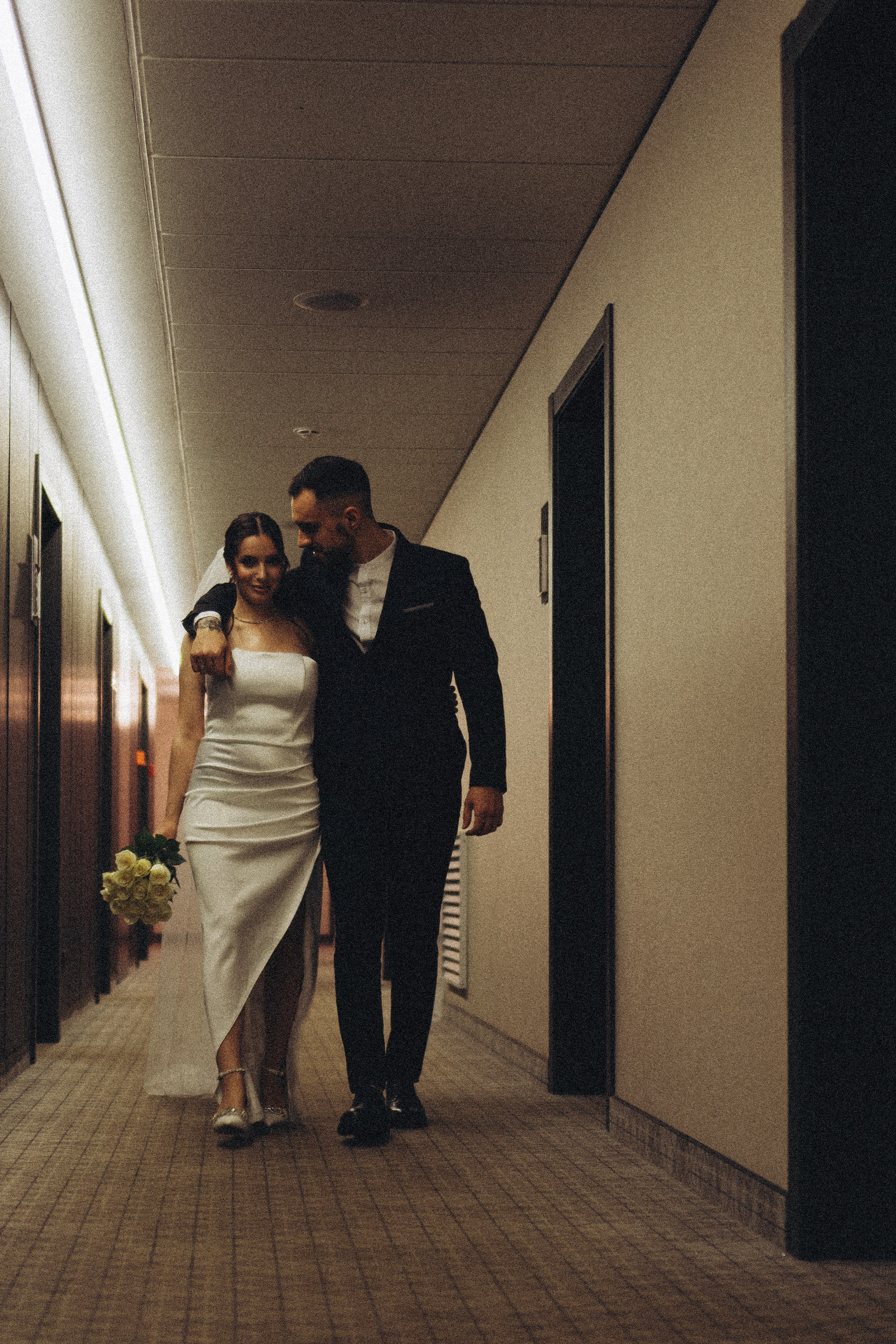 СВАДЕБНАЯ СЬЕМКА СБОРОВ ЖЕНИХА И НЕВЕСТЫ В ОТЕЛЕ И ТАКЖЕ ФОТОСЕССИИЯ В ОТЕЛЕЕ МЕГАПОЛИС БРЯНСК. Профессиональный фотограф, Санкт-Петербург — Виктория Богомолова