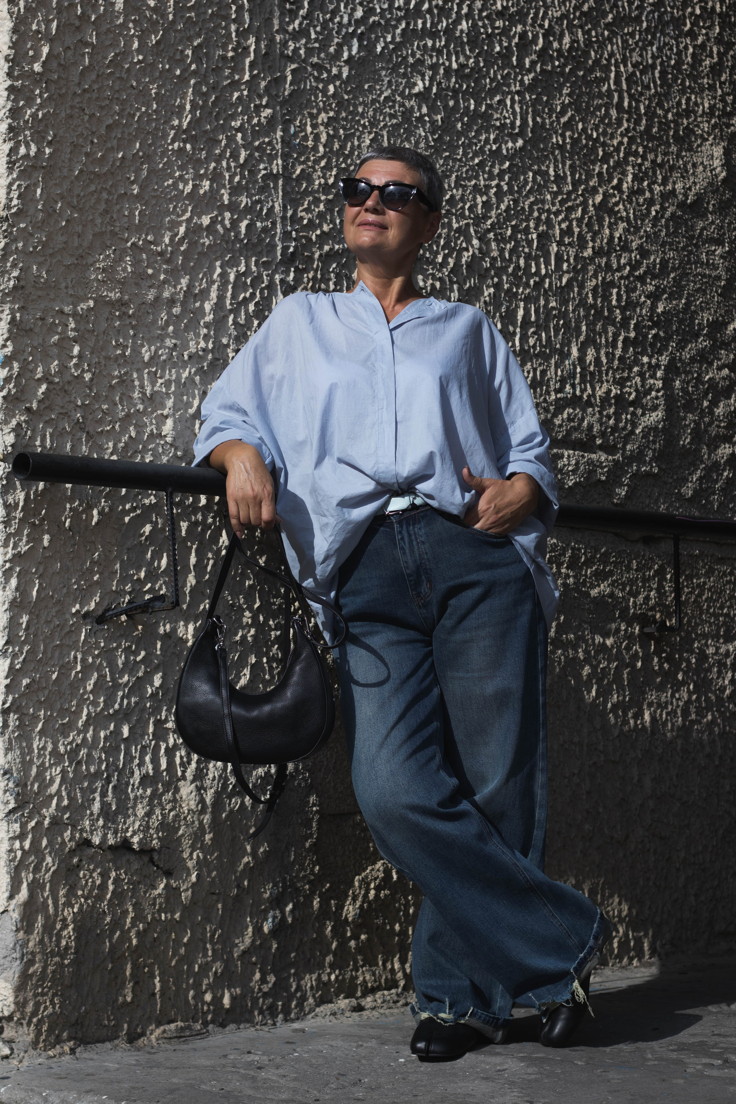 «Она среди улиц: лёгкость и стиль». Уличный фотограф Города N