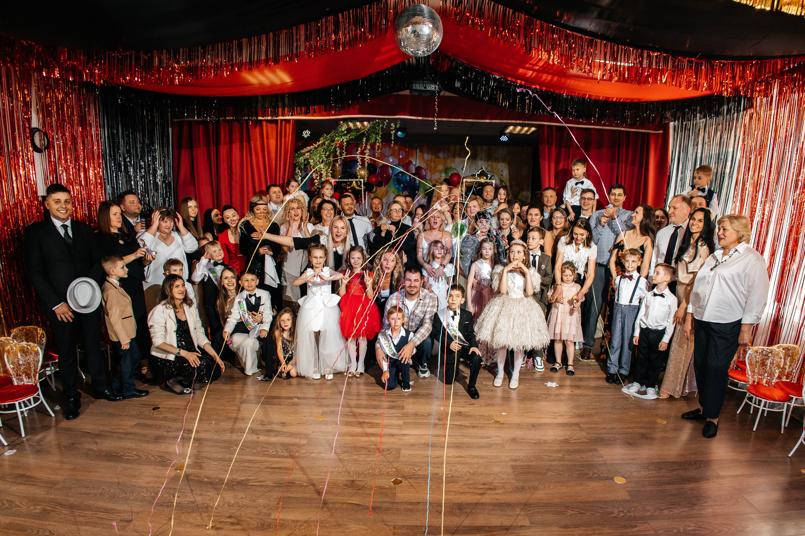 Выпускной в ЛИМПИК. Фотограф в Санкт-Петербурге Виктория Безверхая